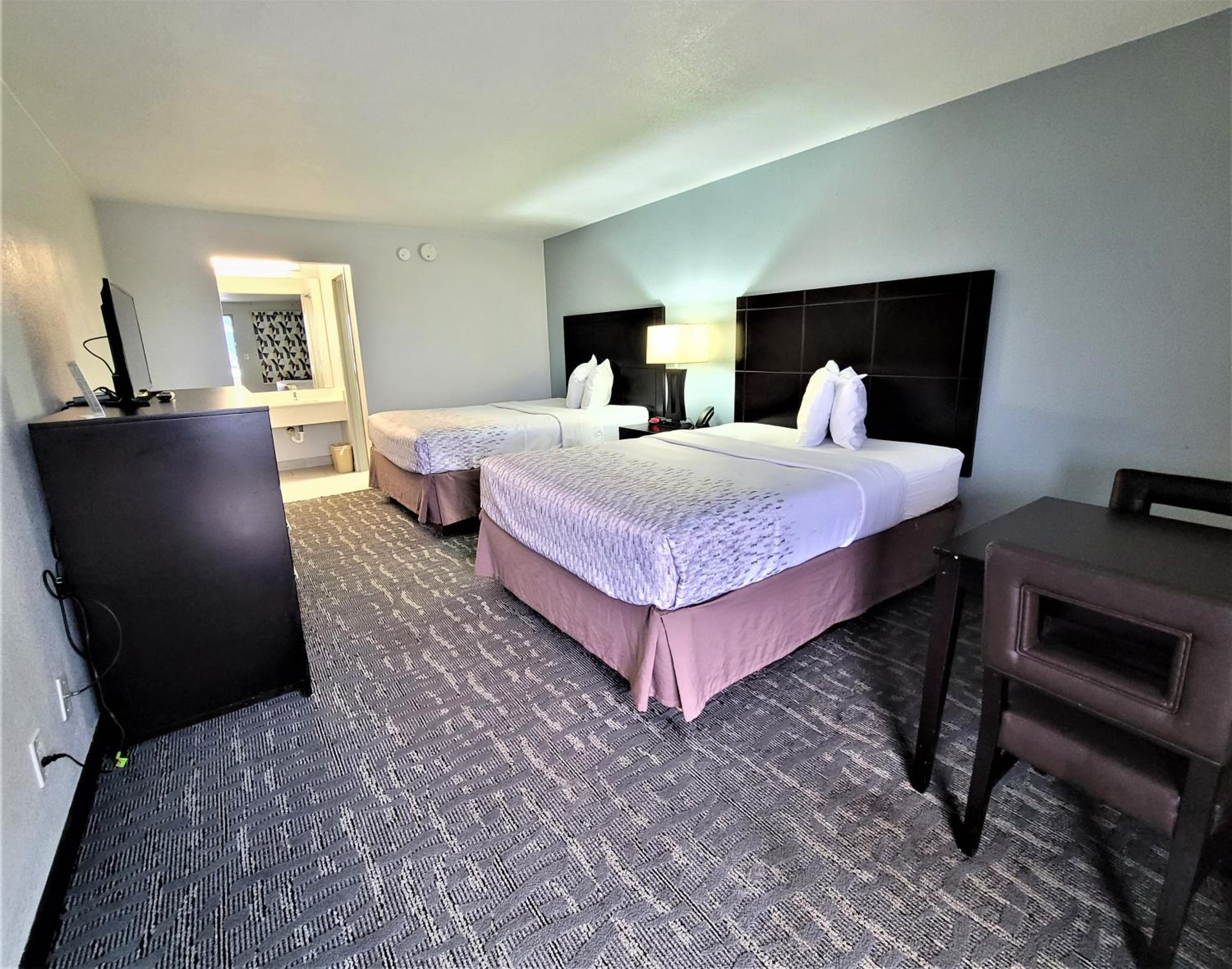 Double Room with Two Double Beds - Photo 1