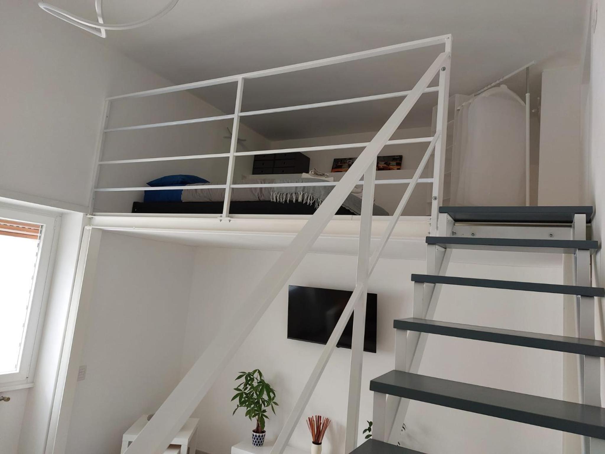Apartment photo 2