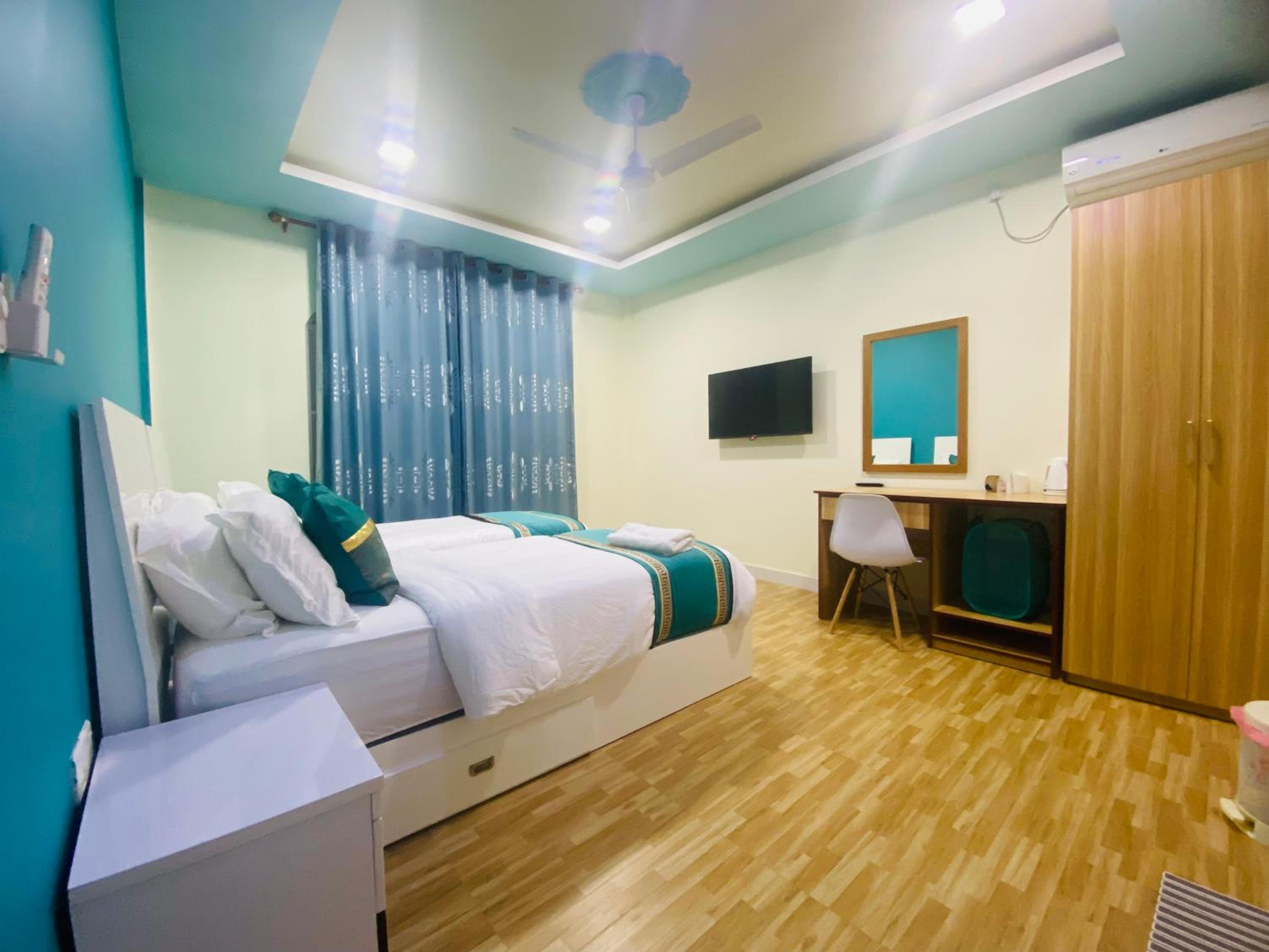 Deluxe Twin Room - Photo 4