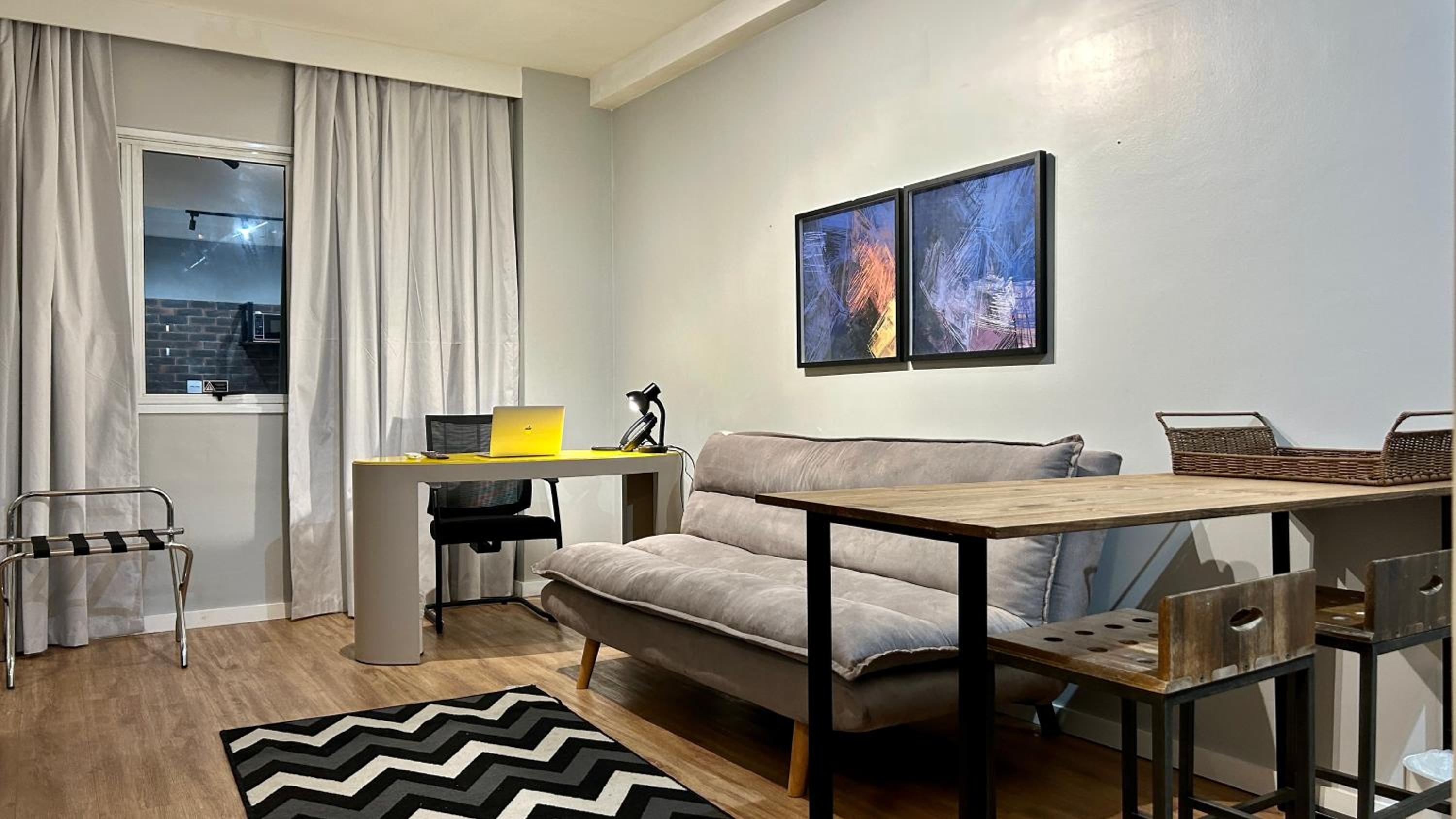 Deluxe Twin Room - Photo 3