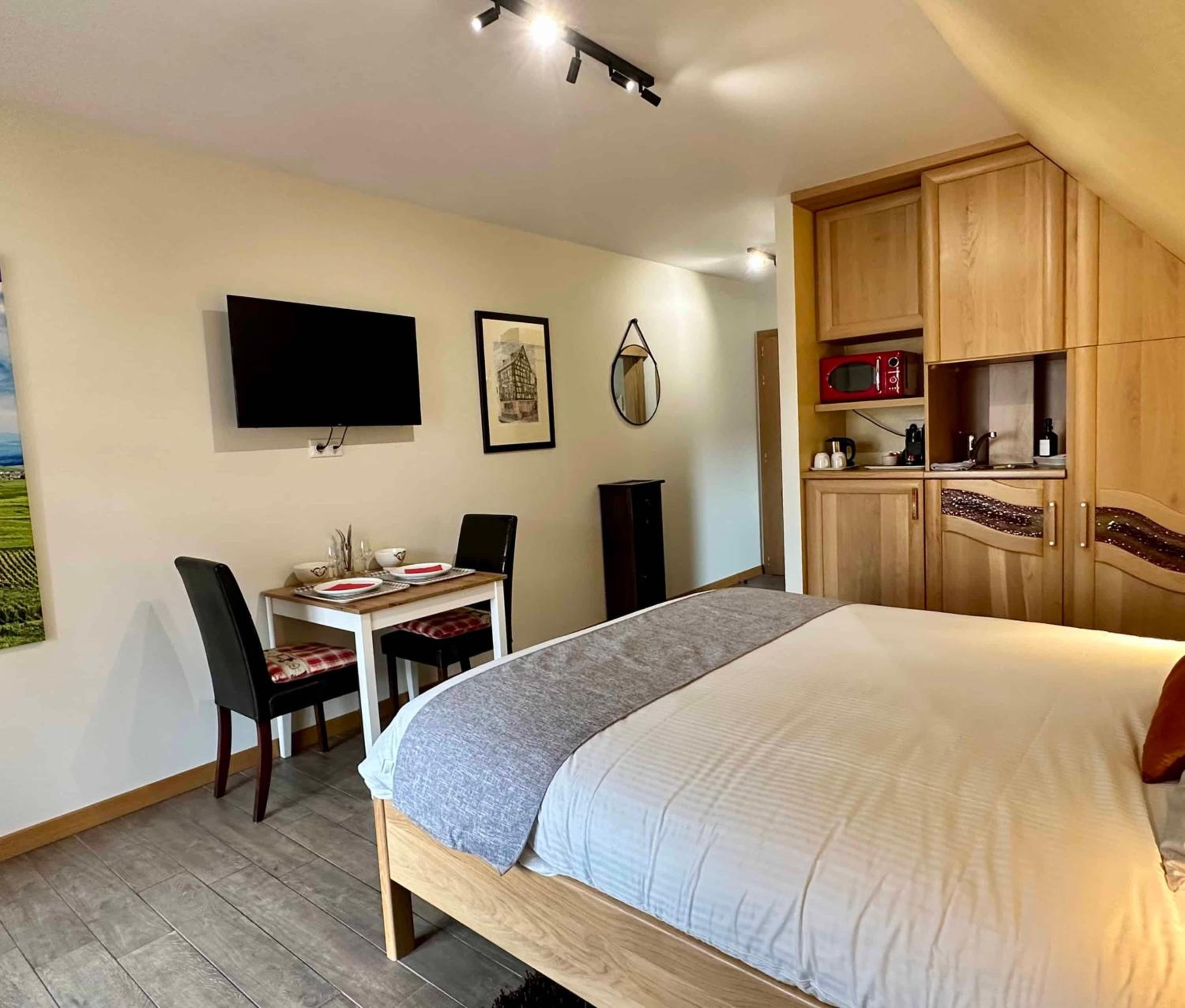 Queen Room - Photo 1