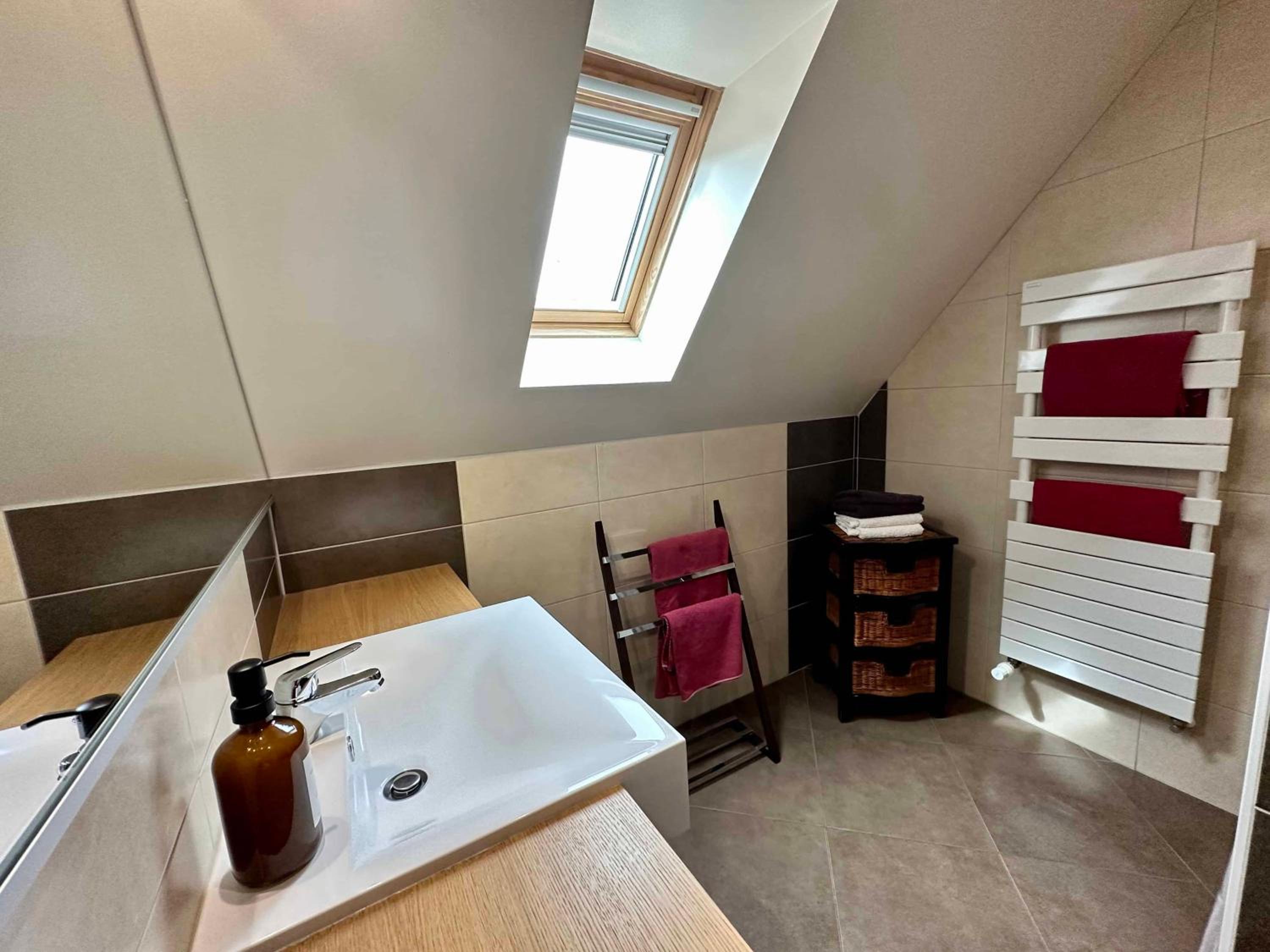 Suite with Balcony - Photo 5