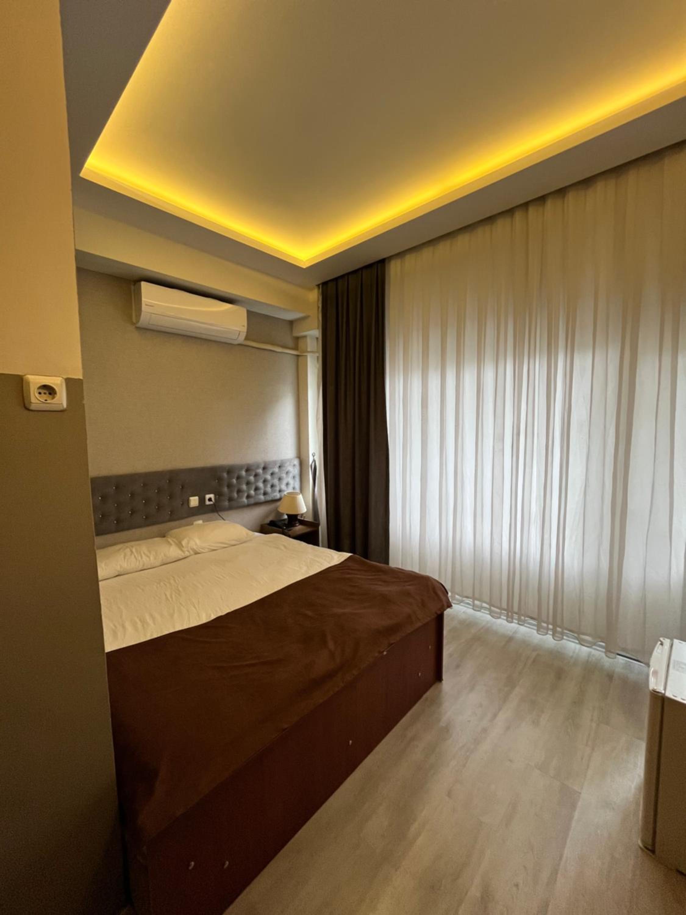 Classic Single Room