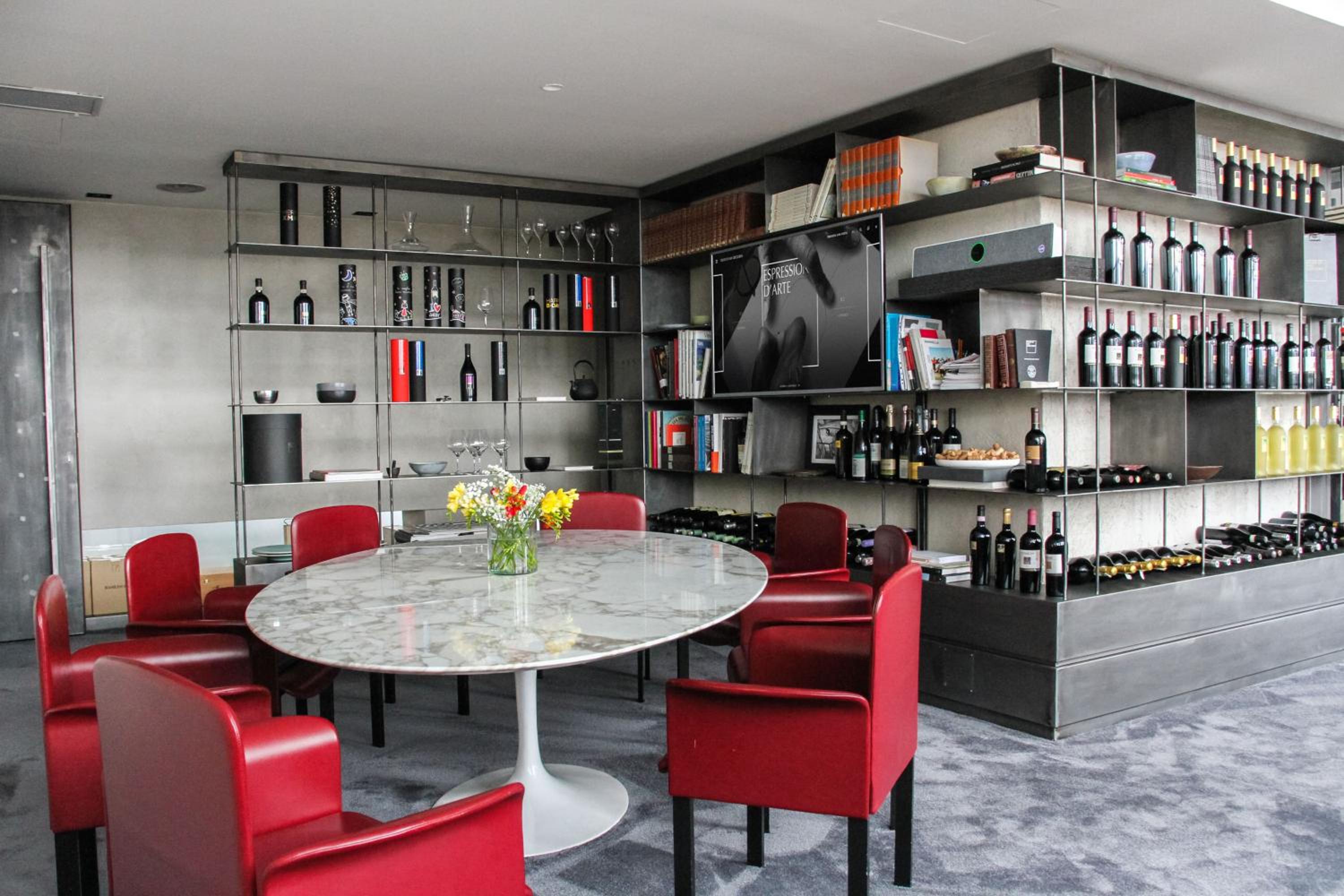 Penthouse Suite - Photo 5