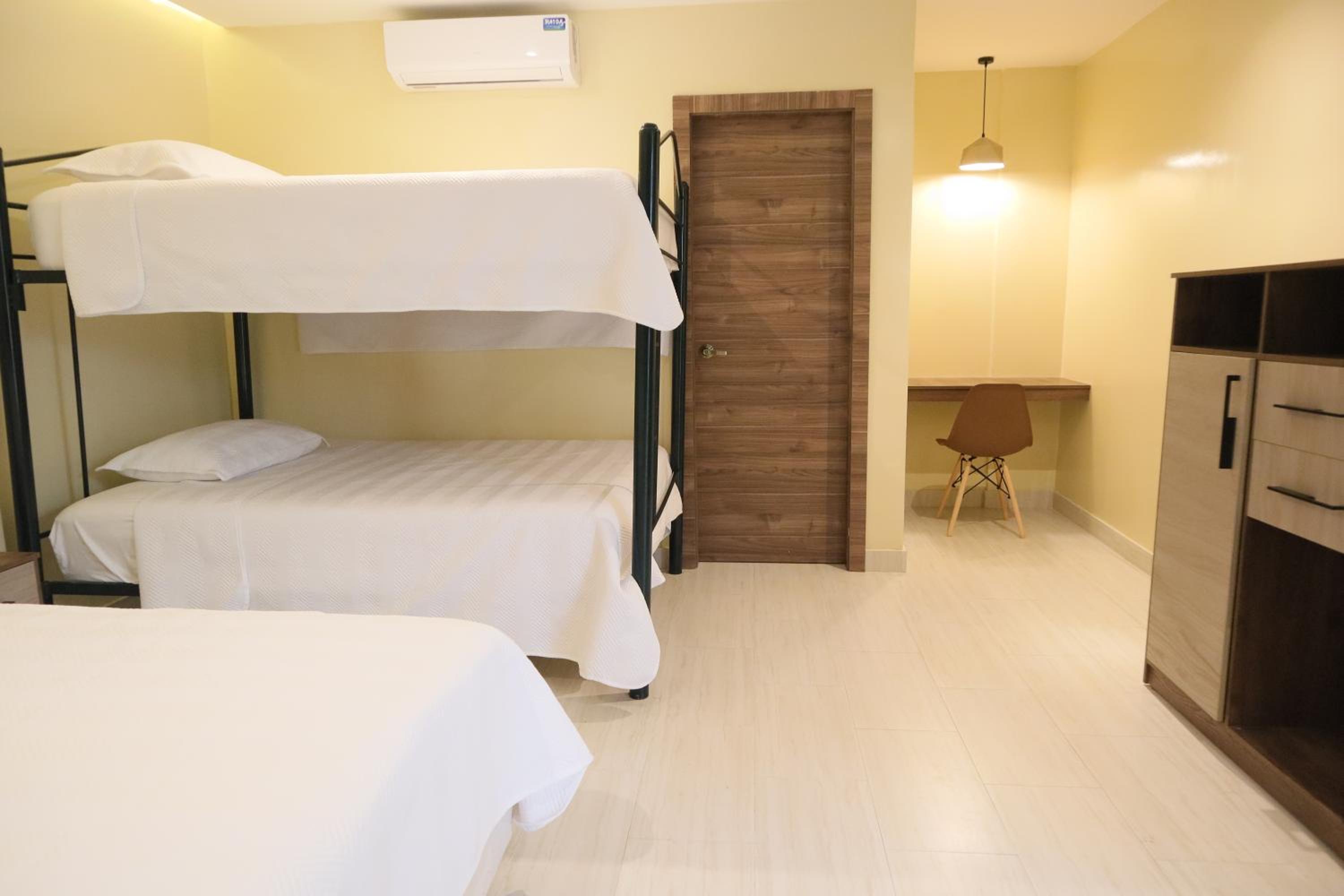 Triple Room photo 2