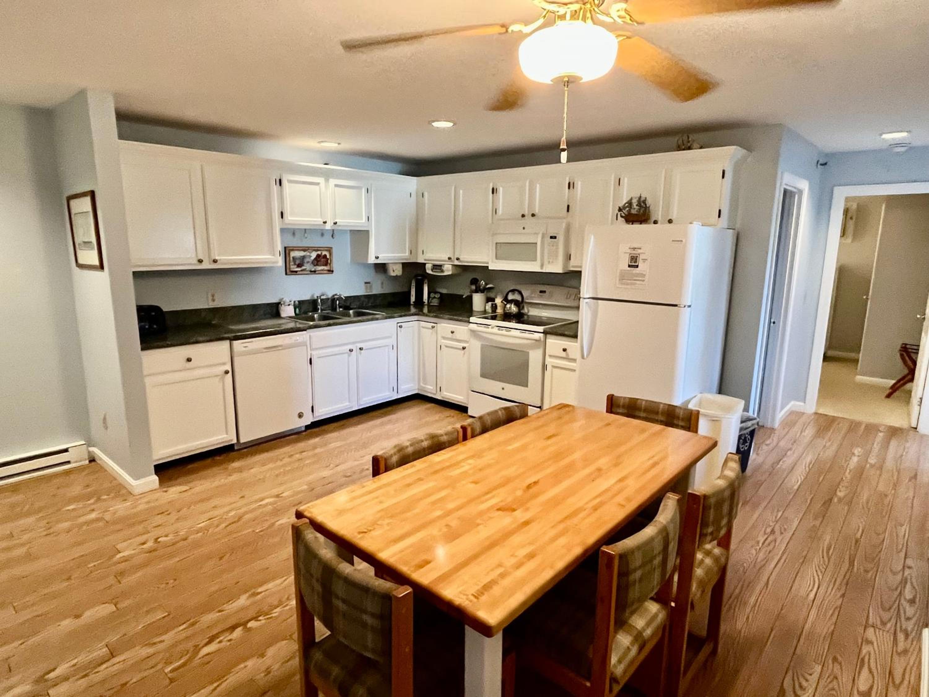 Three Bedroom Suite photo 2