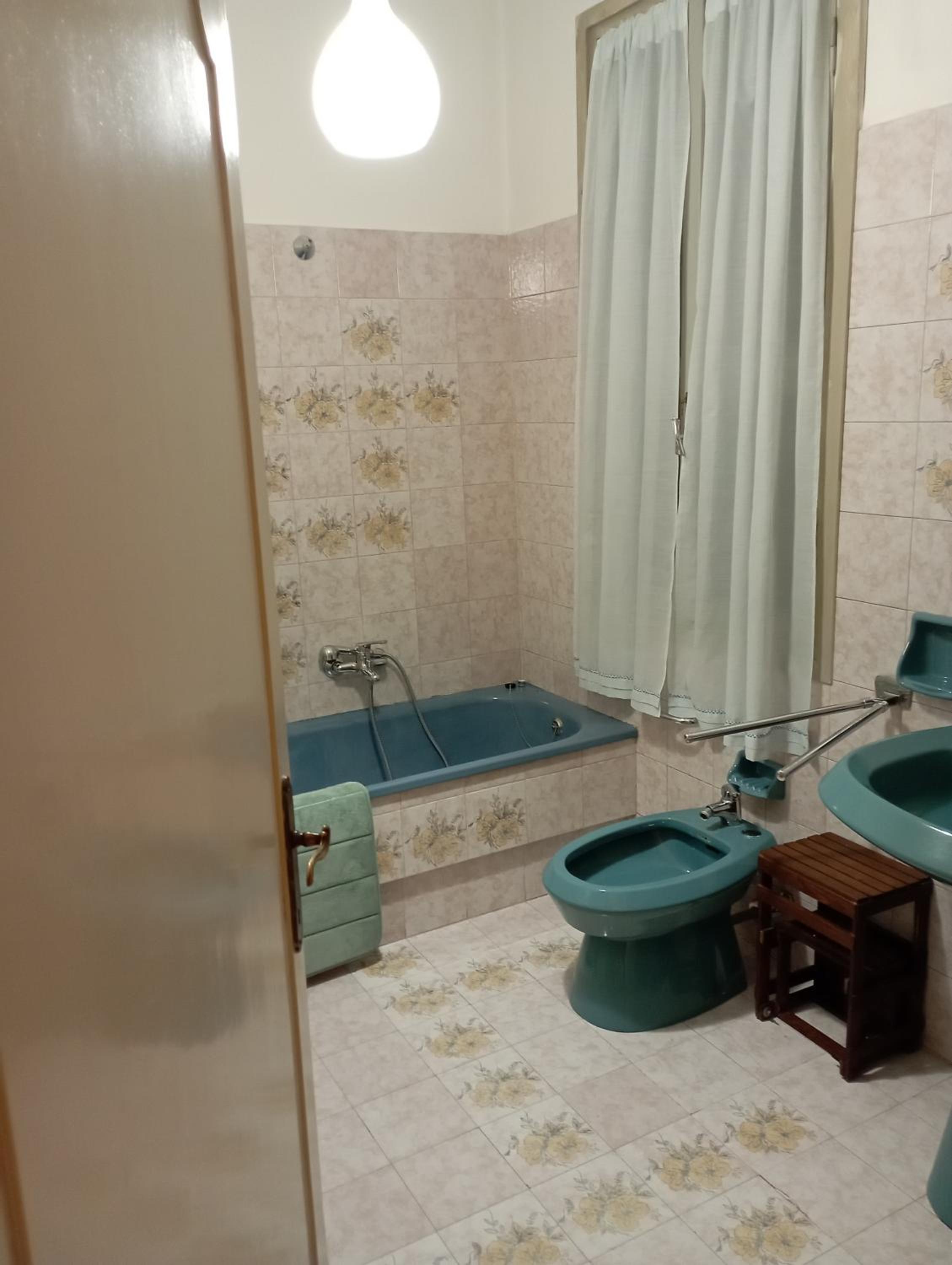 Standard Single Room with Shared Bathroom photo 2