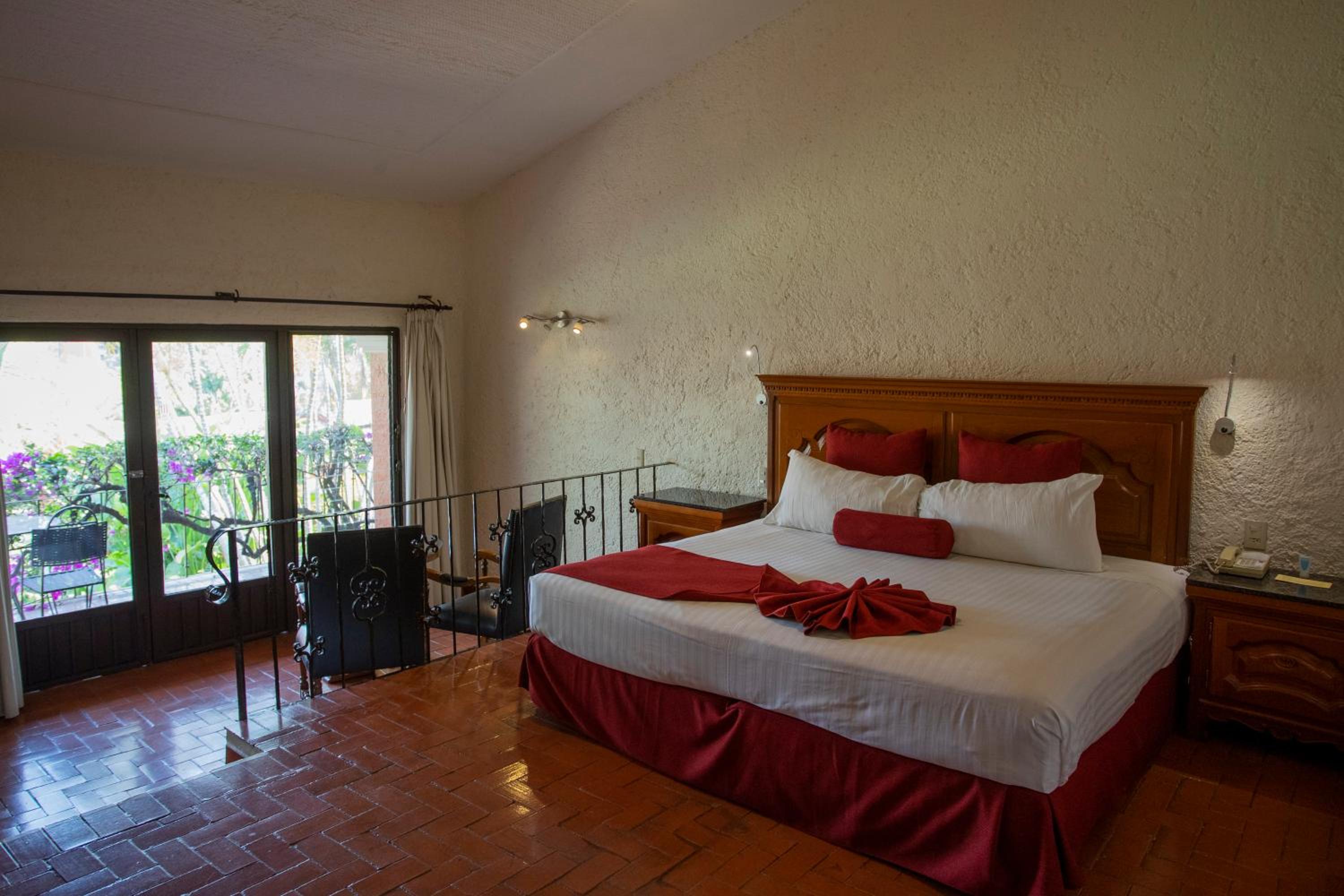 King Suite with Terrace - Photo 1