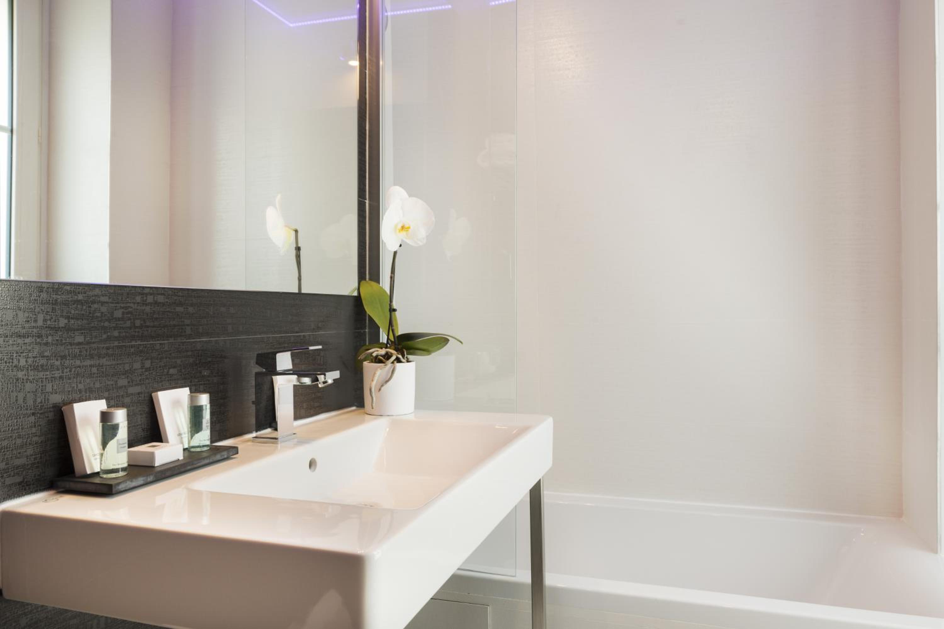Superior Double Room - Photo 13