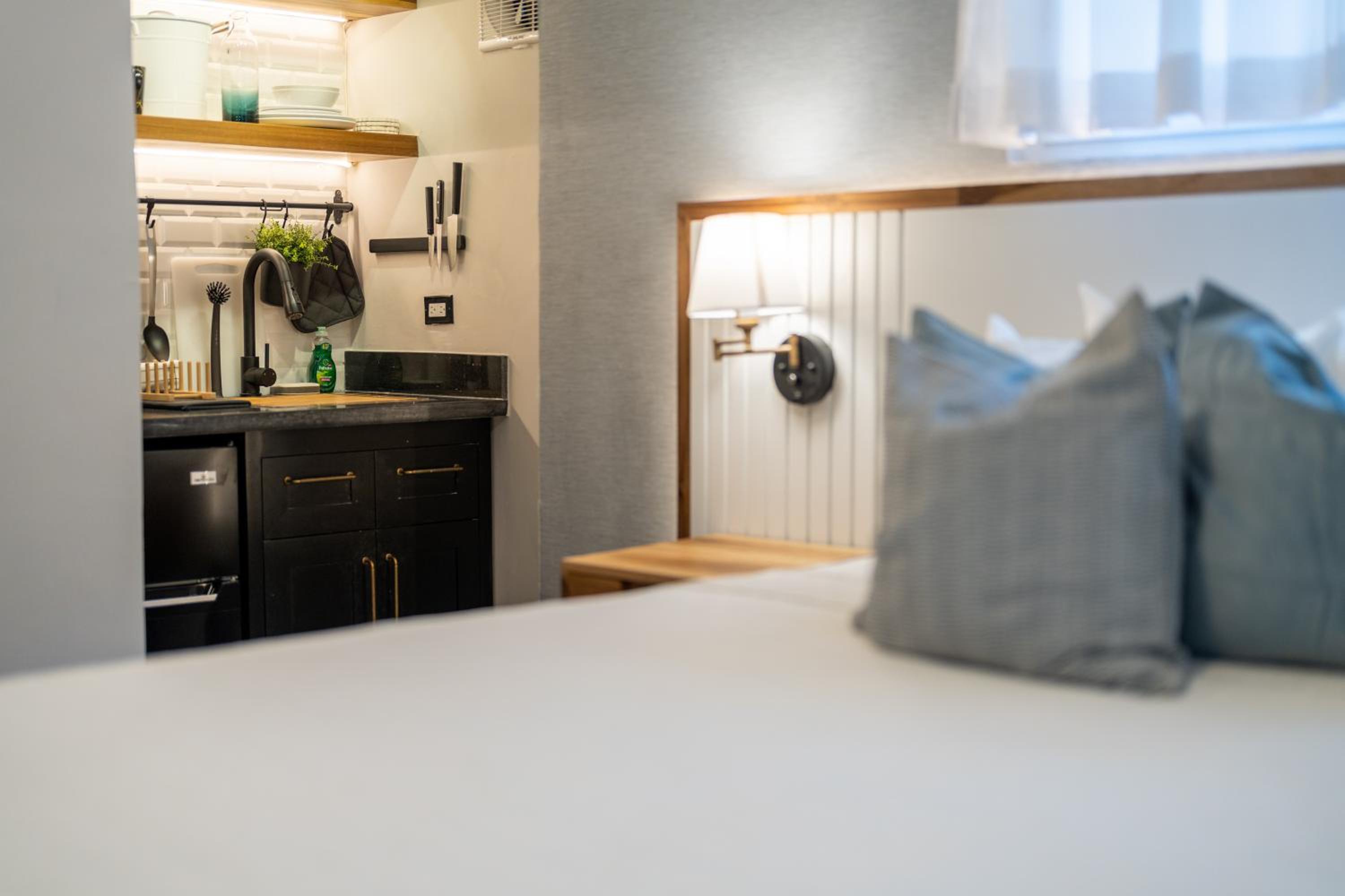 Signature Cottage - Photo 10
