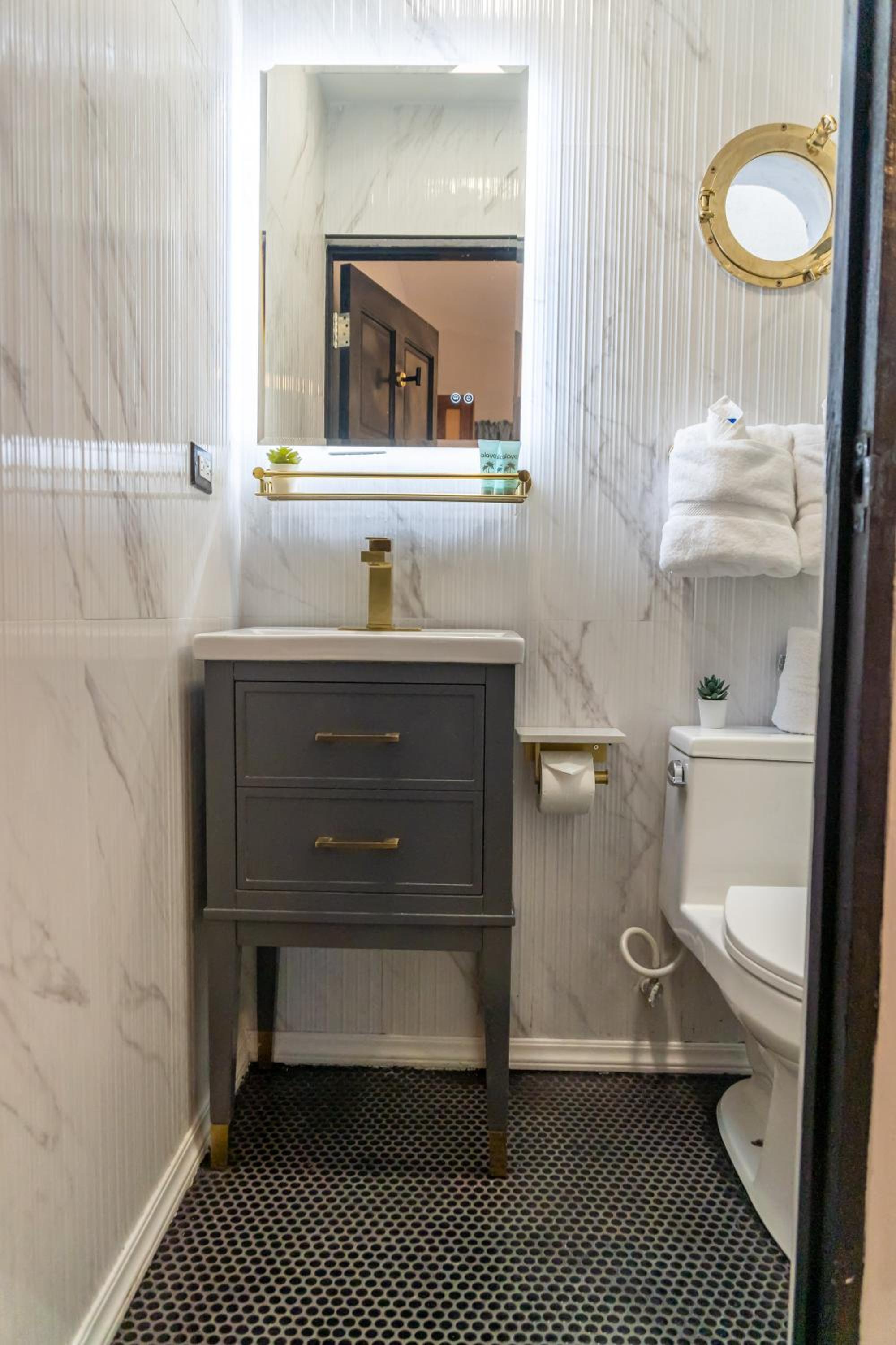 Signature Cottage - Photo 12
