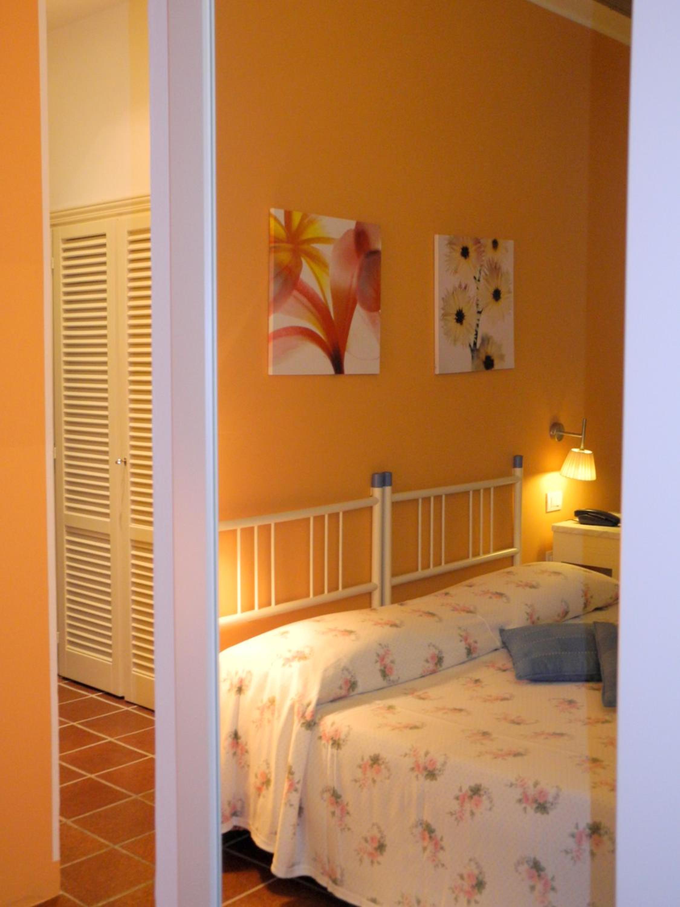 Standard Triple Room - Photo 7