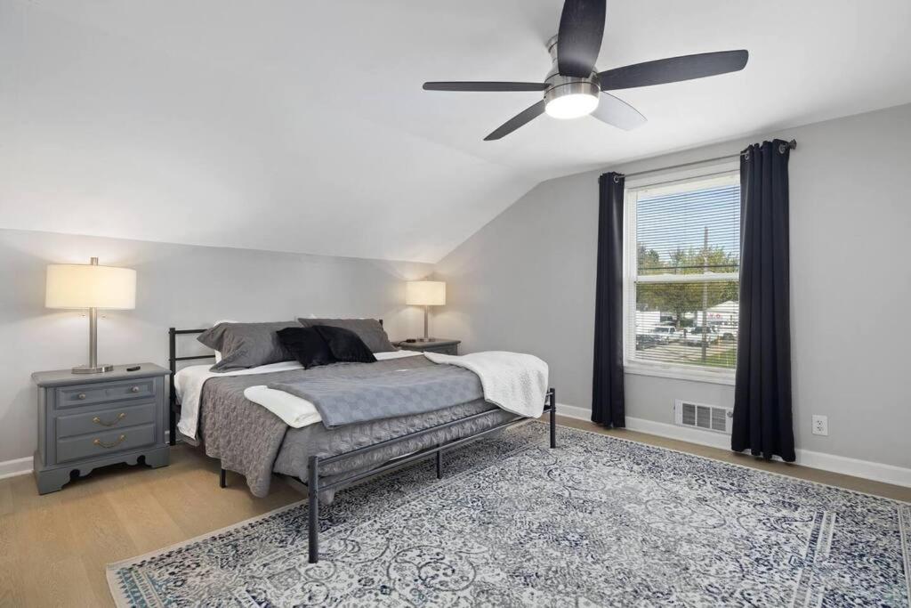 Two-Bedroom Apartment photo 1