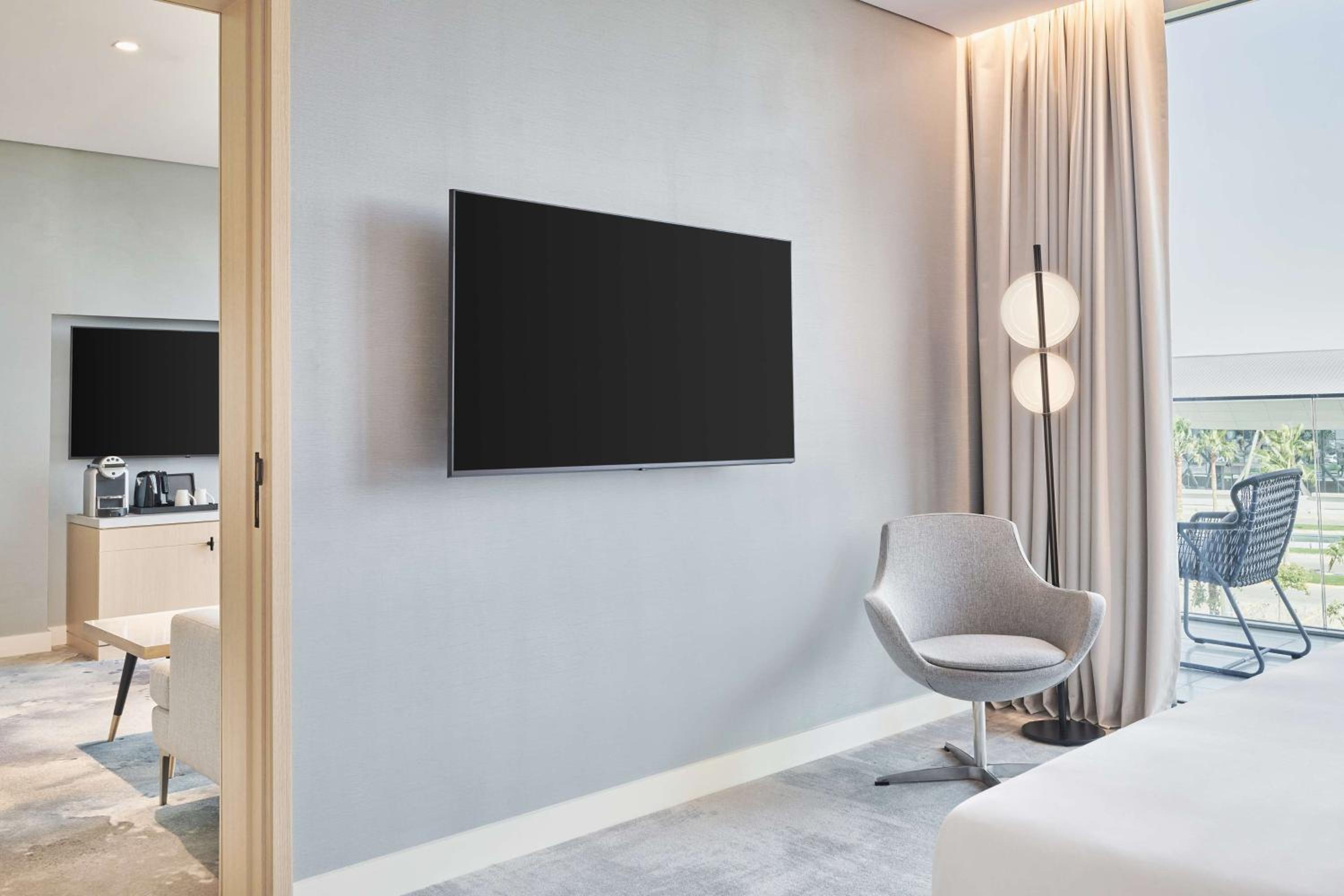 Junior Suite - Lounge Access - Photo 4