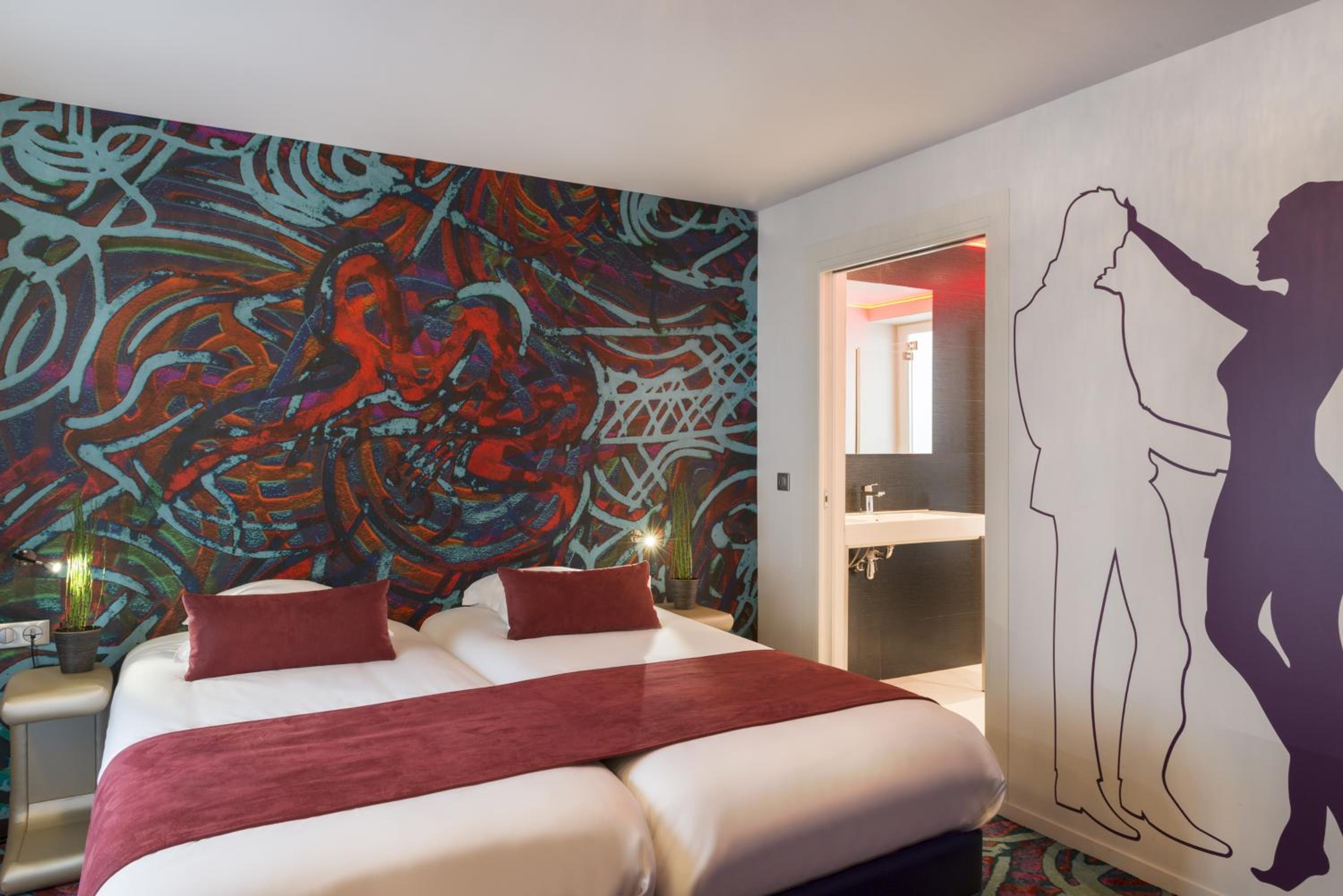 Deluxe Double or Twin Room - Photo 2