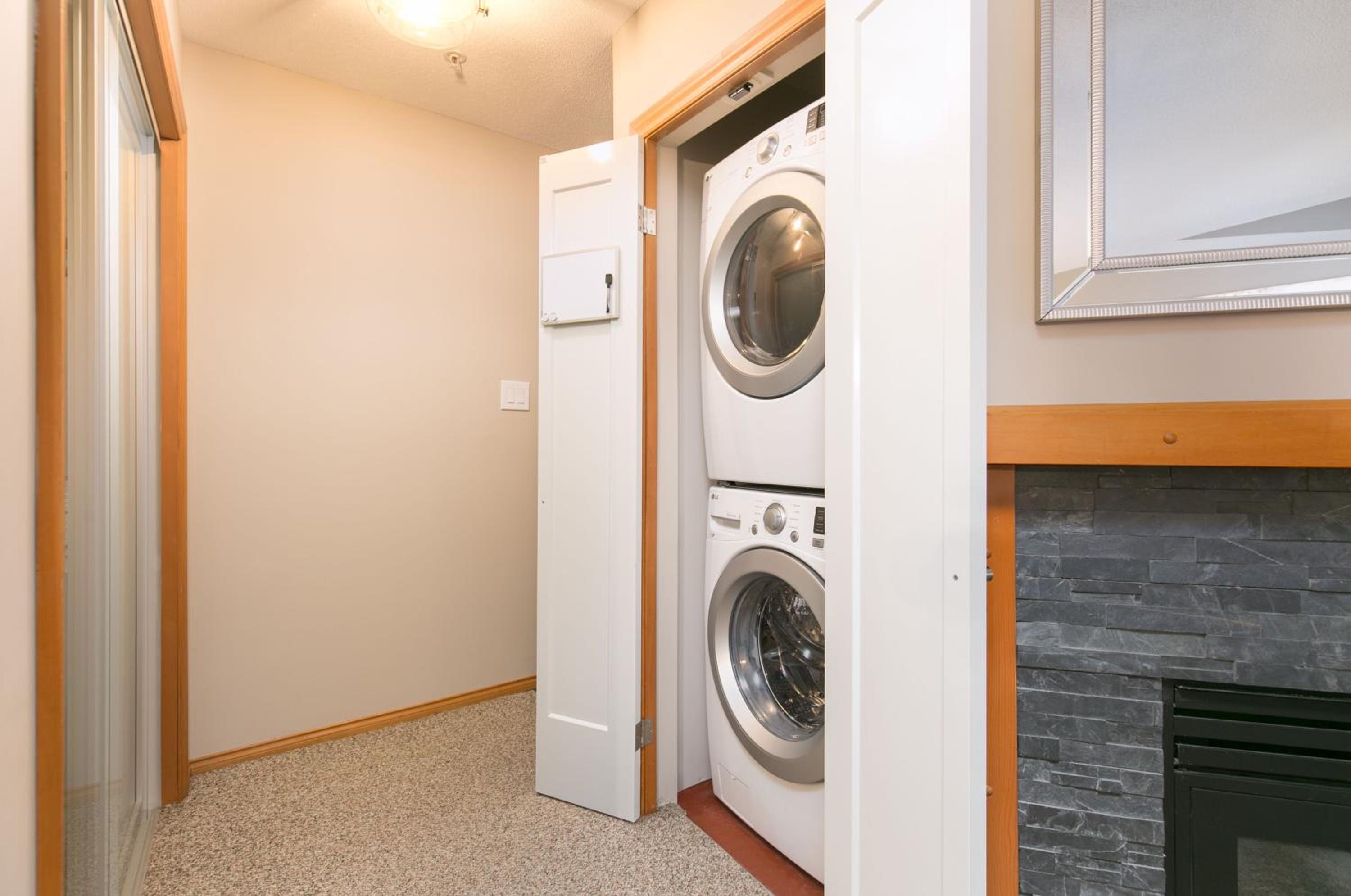 Two bedroom townhome with private hot tub GR 90