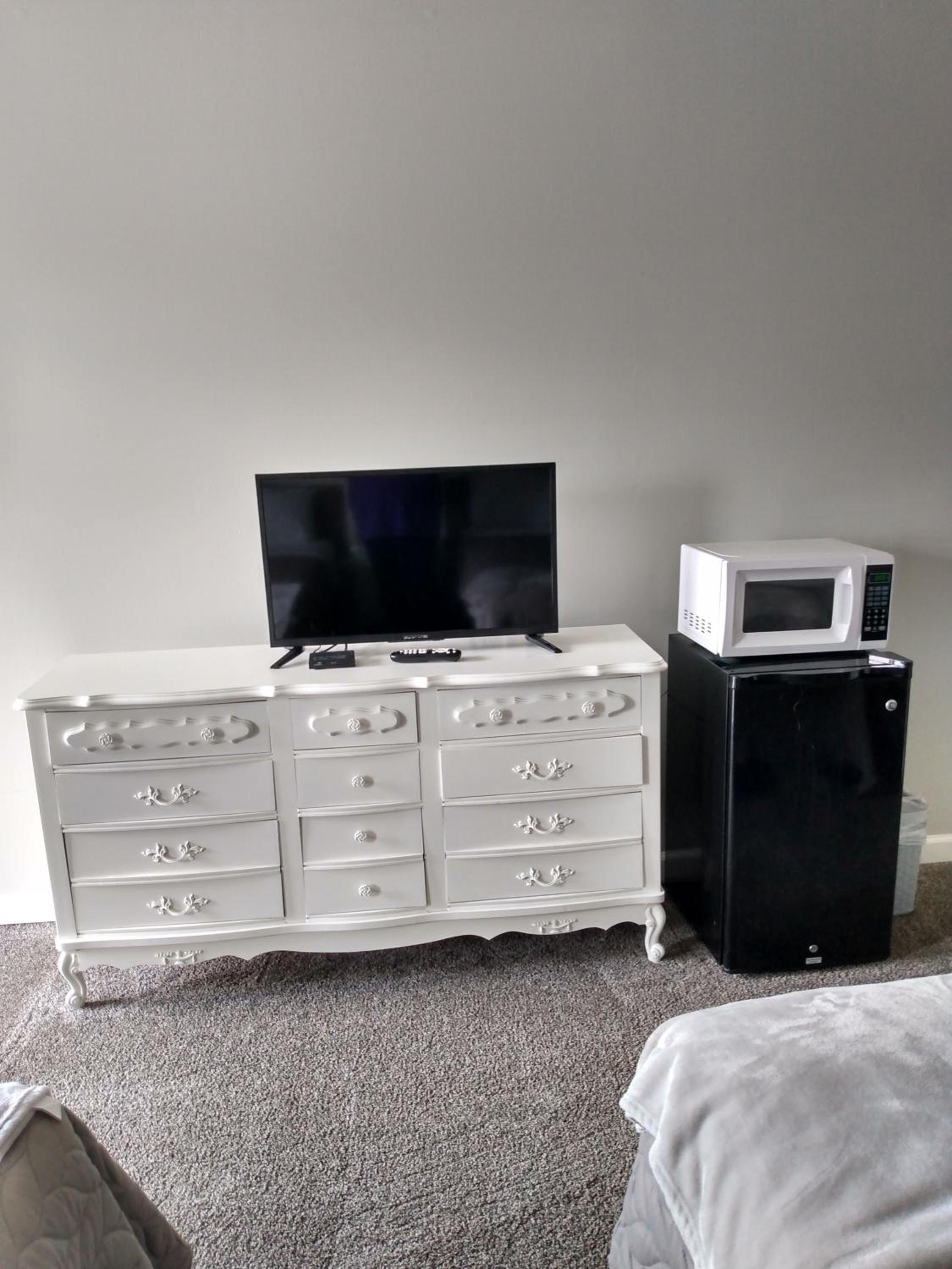 Deluxe Queen Room - Photo 1