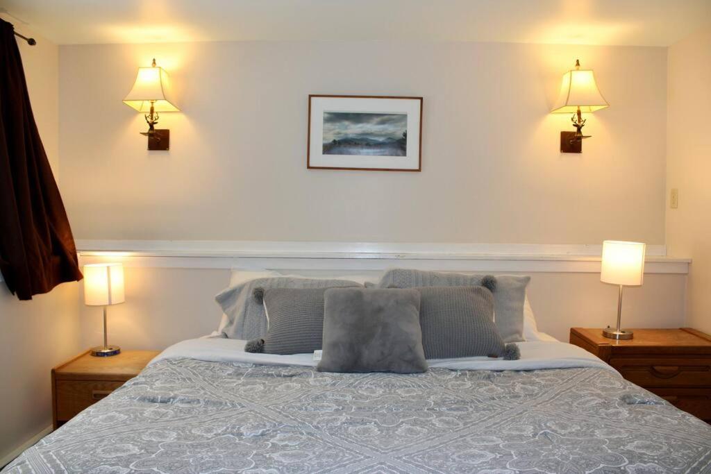 Two-Bedroom House photo 2