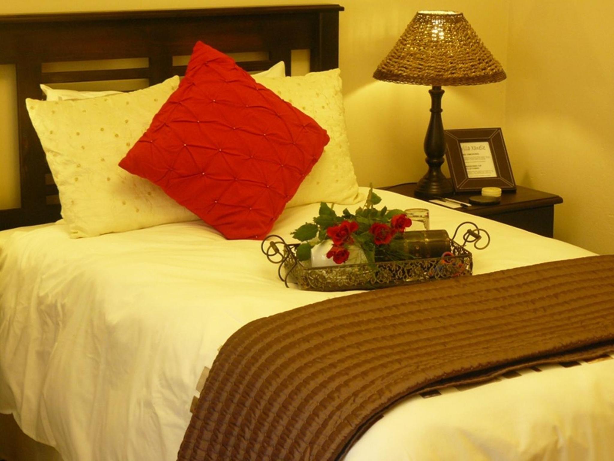 Family Suite (3 Adults) - Photo 2