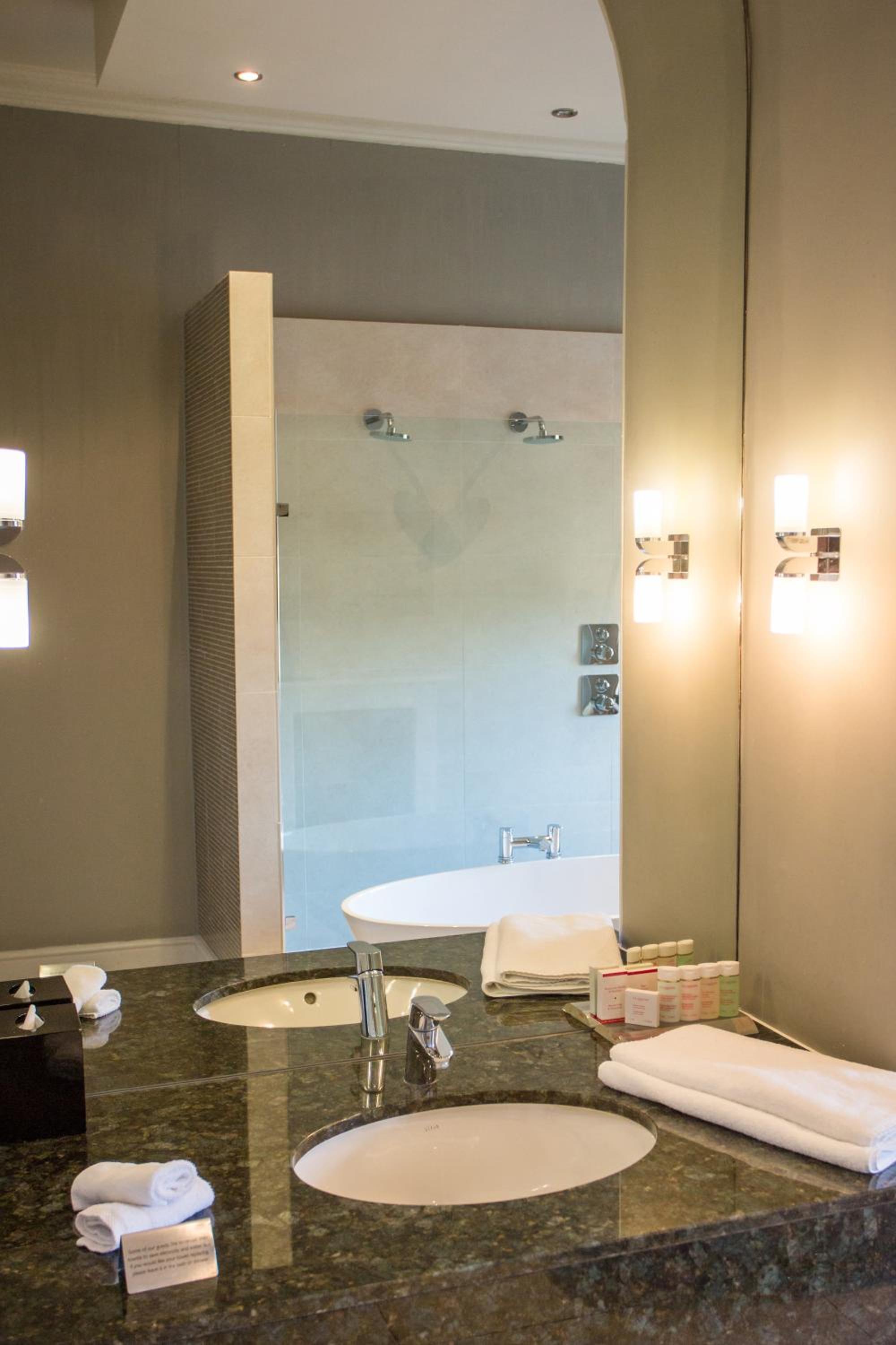 Suite - Cumberland - Photo 7