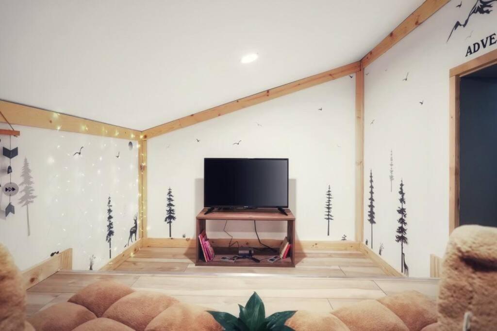 Three-Bedroom House photo 1