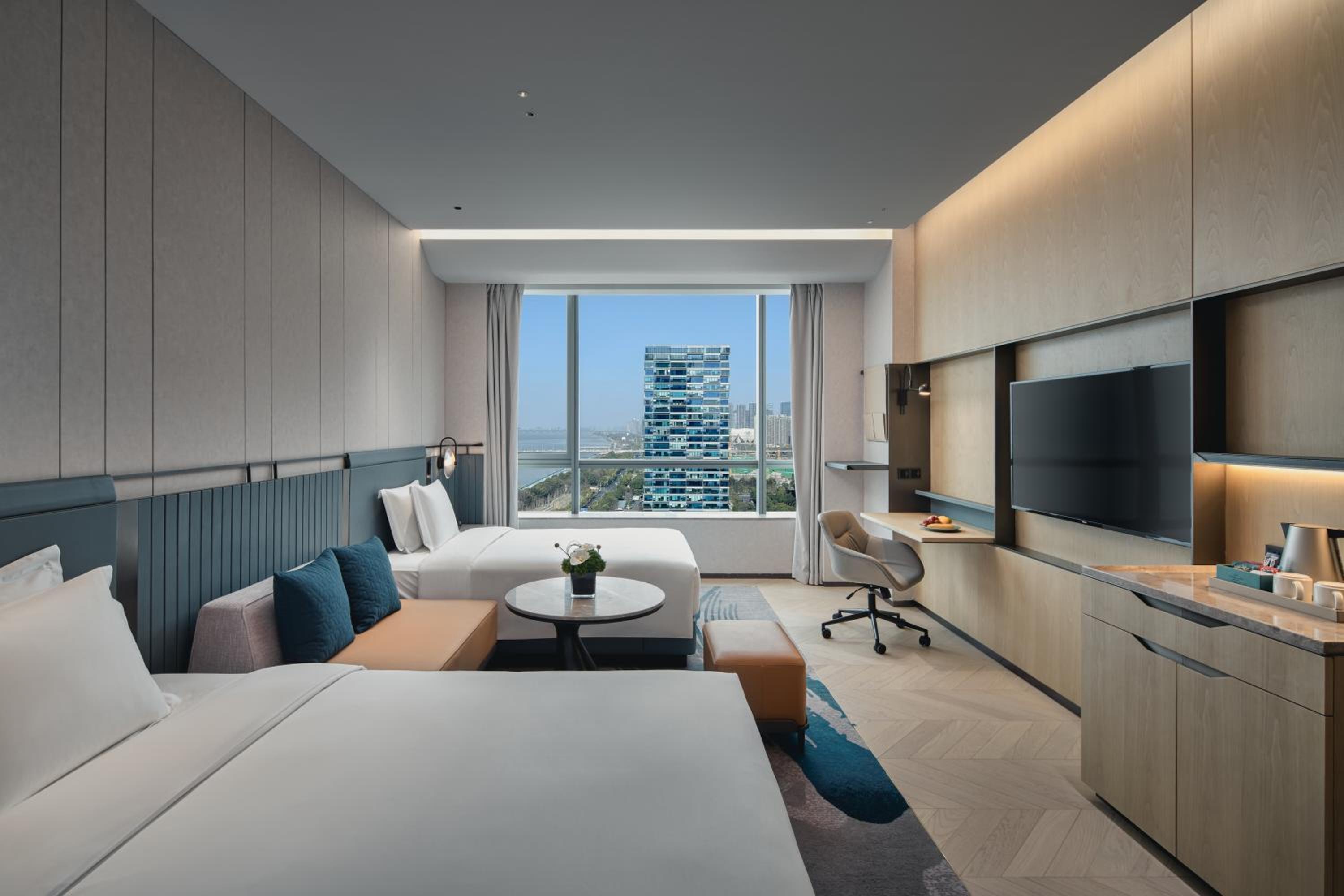 Standard Twin Room with Qianjiang CBD View photo 1