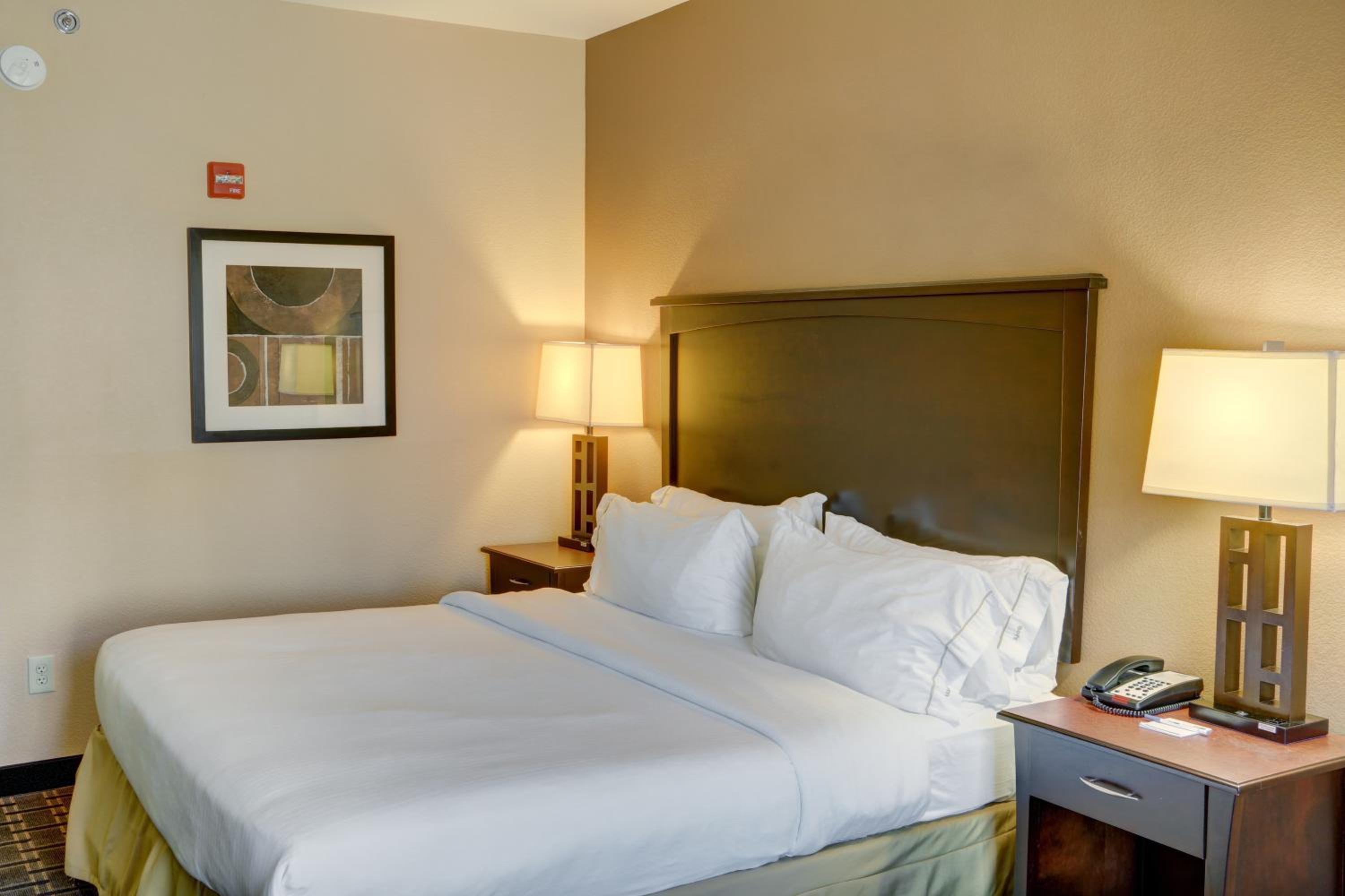 Standard Room - Photo 1