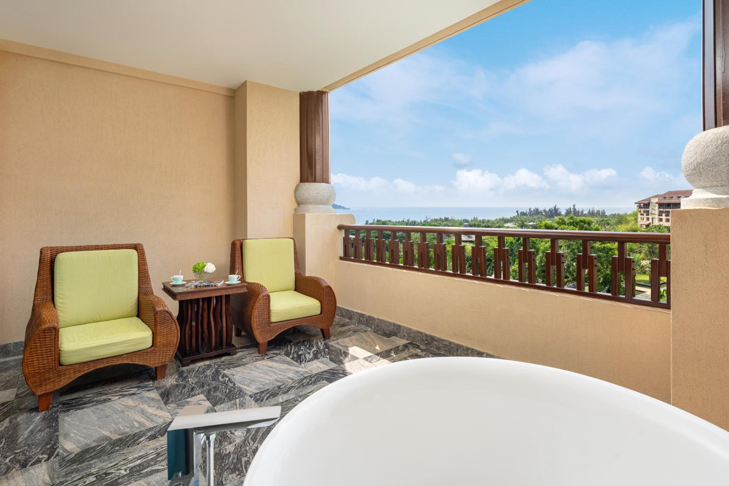Fairmont King，1 King Size Bed Ocean View - Photo 3