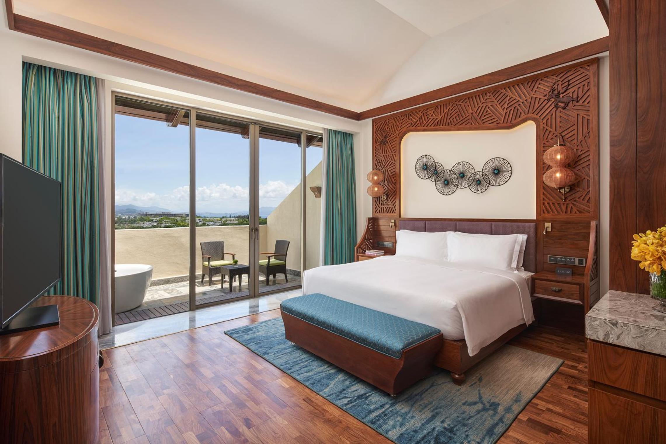  Fairmont Gold Duplex Suite Ocean View  - Photo 1