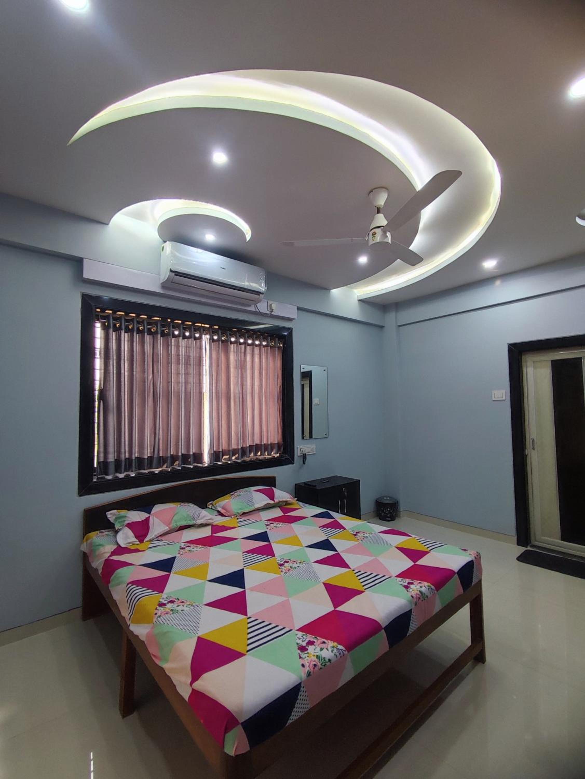 Family Room with Balcony photo 3