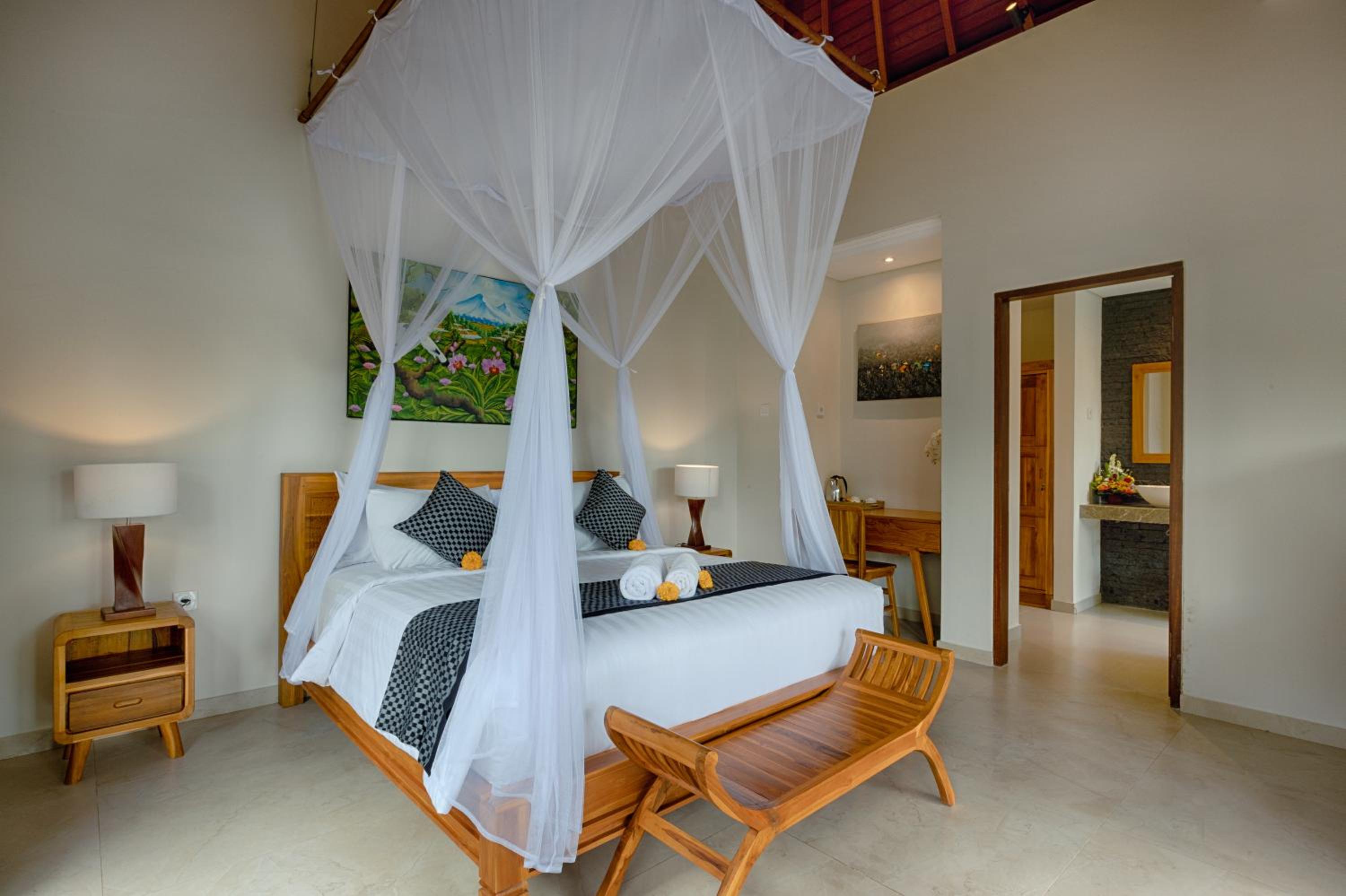 One-Bedroom Villa with Private Pool and Valley View