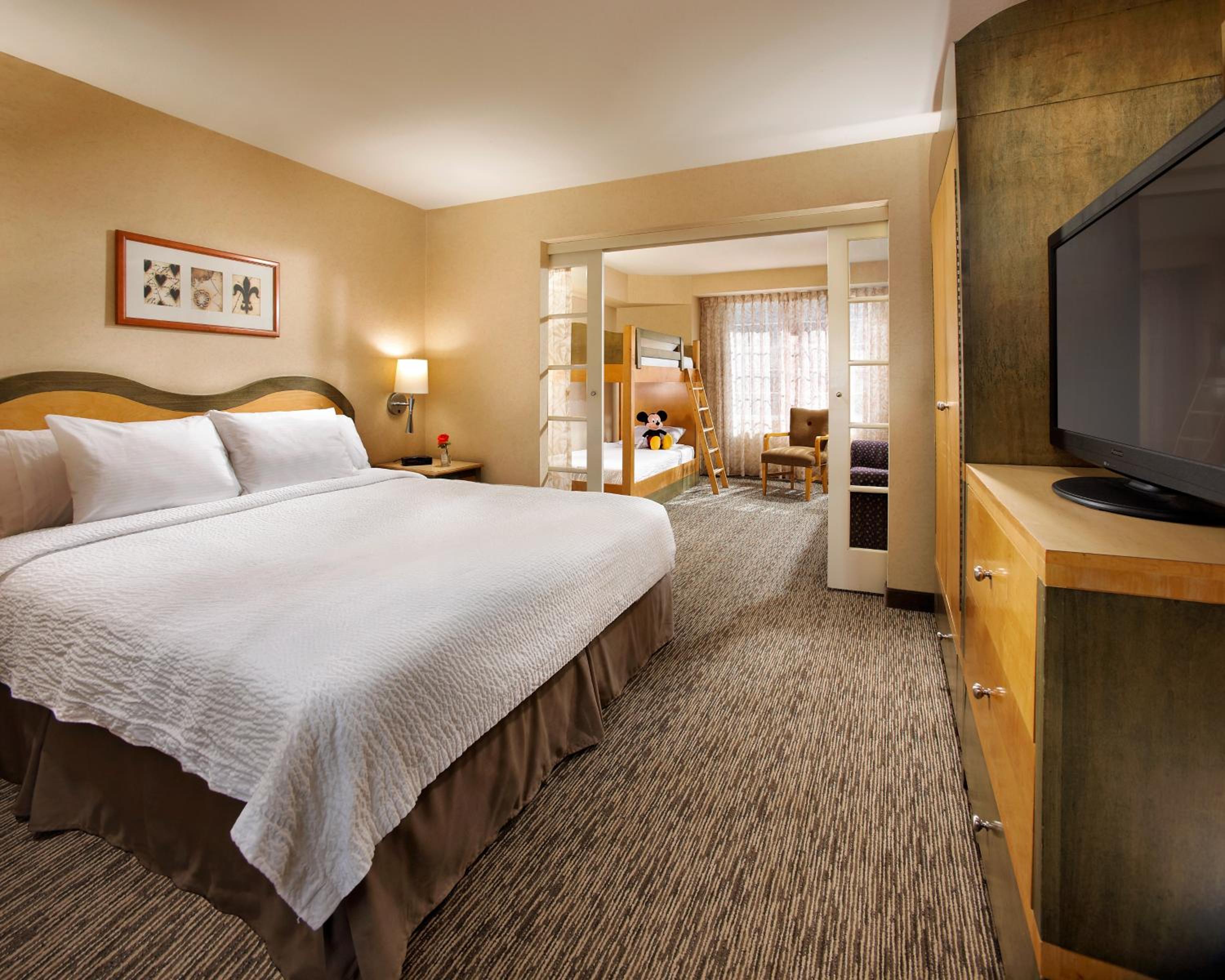 Family Suite - Photo 5