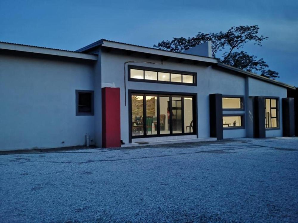 Three-Bedroom House photo 1