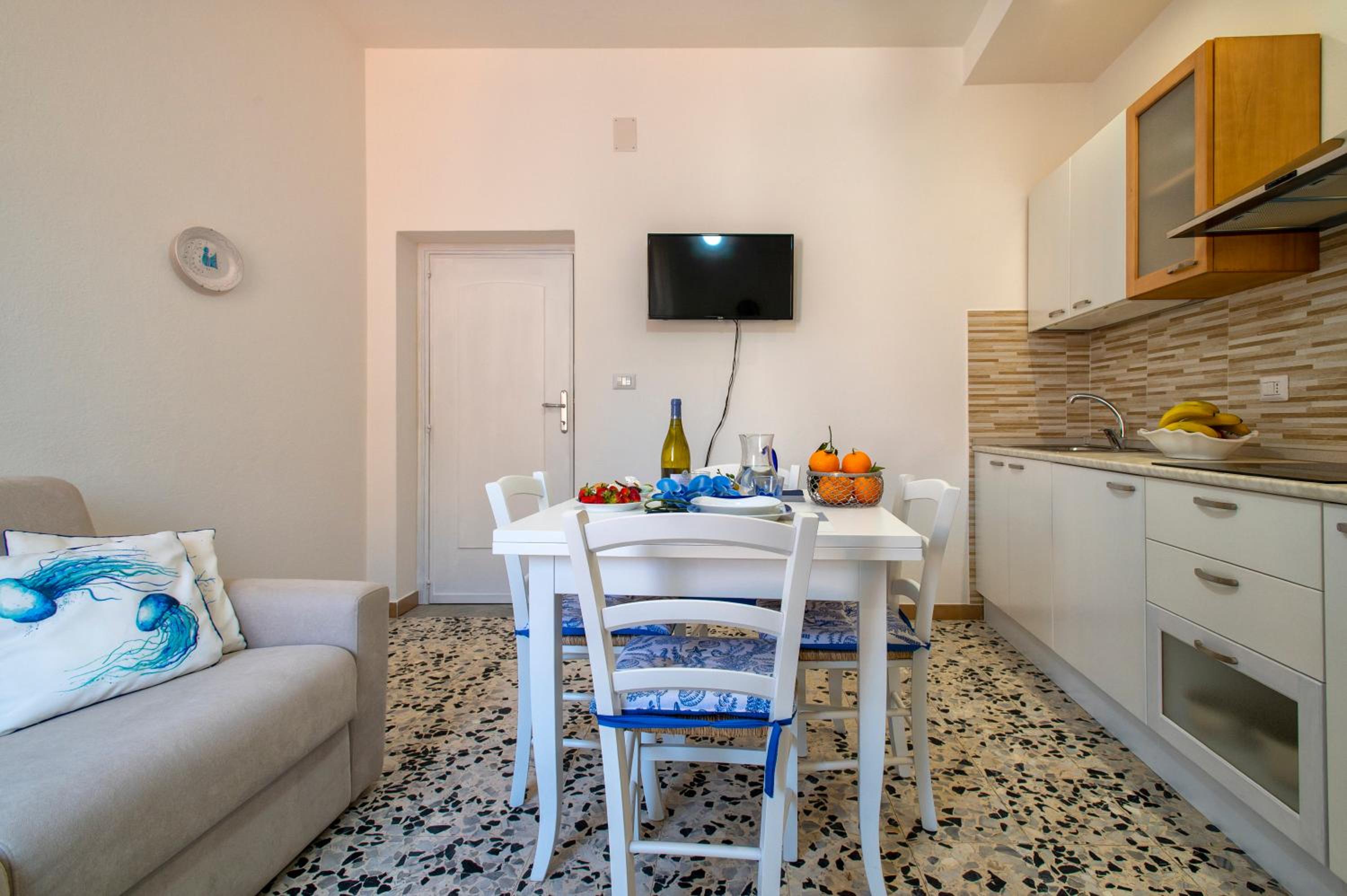Large One-Bedroom Apartment - 1st Floor - Photo 20
