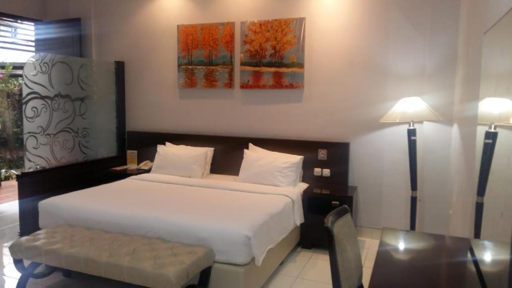 Deluxe Double or Twin Room photo 3