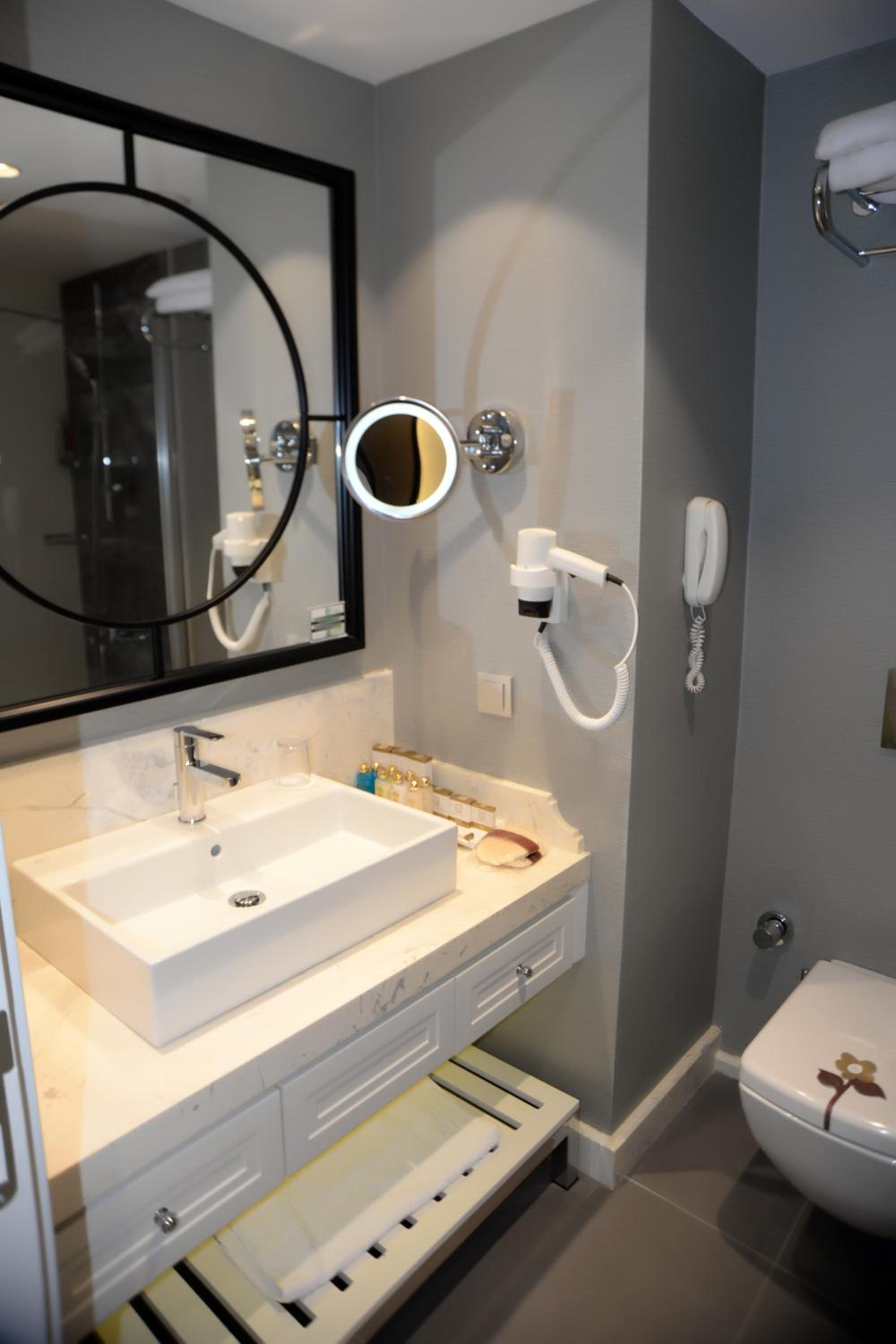 Standard Double Room with City View photo 3