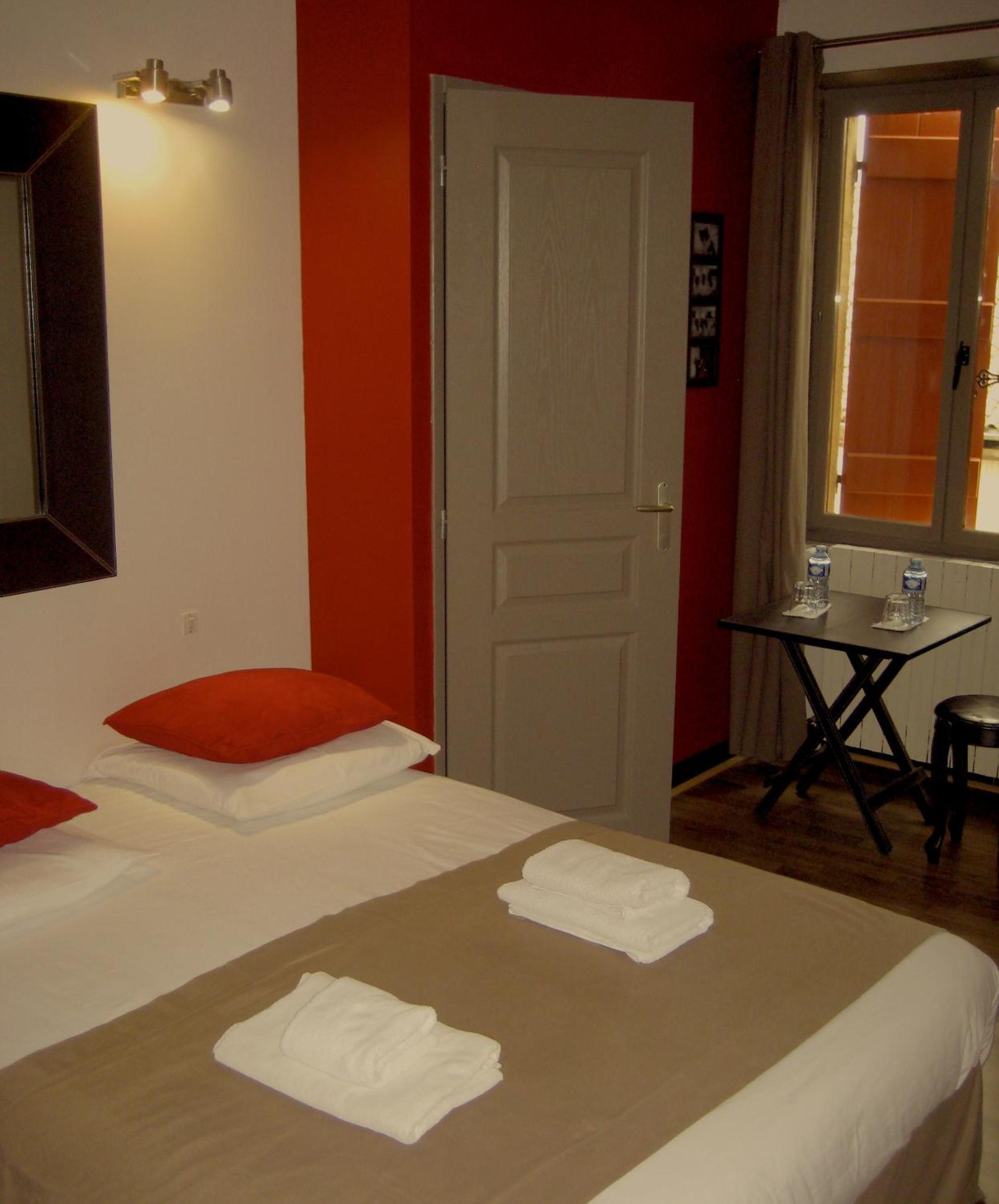 Standard Double Room photo 1