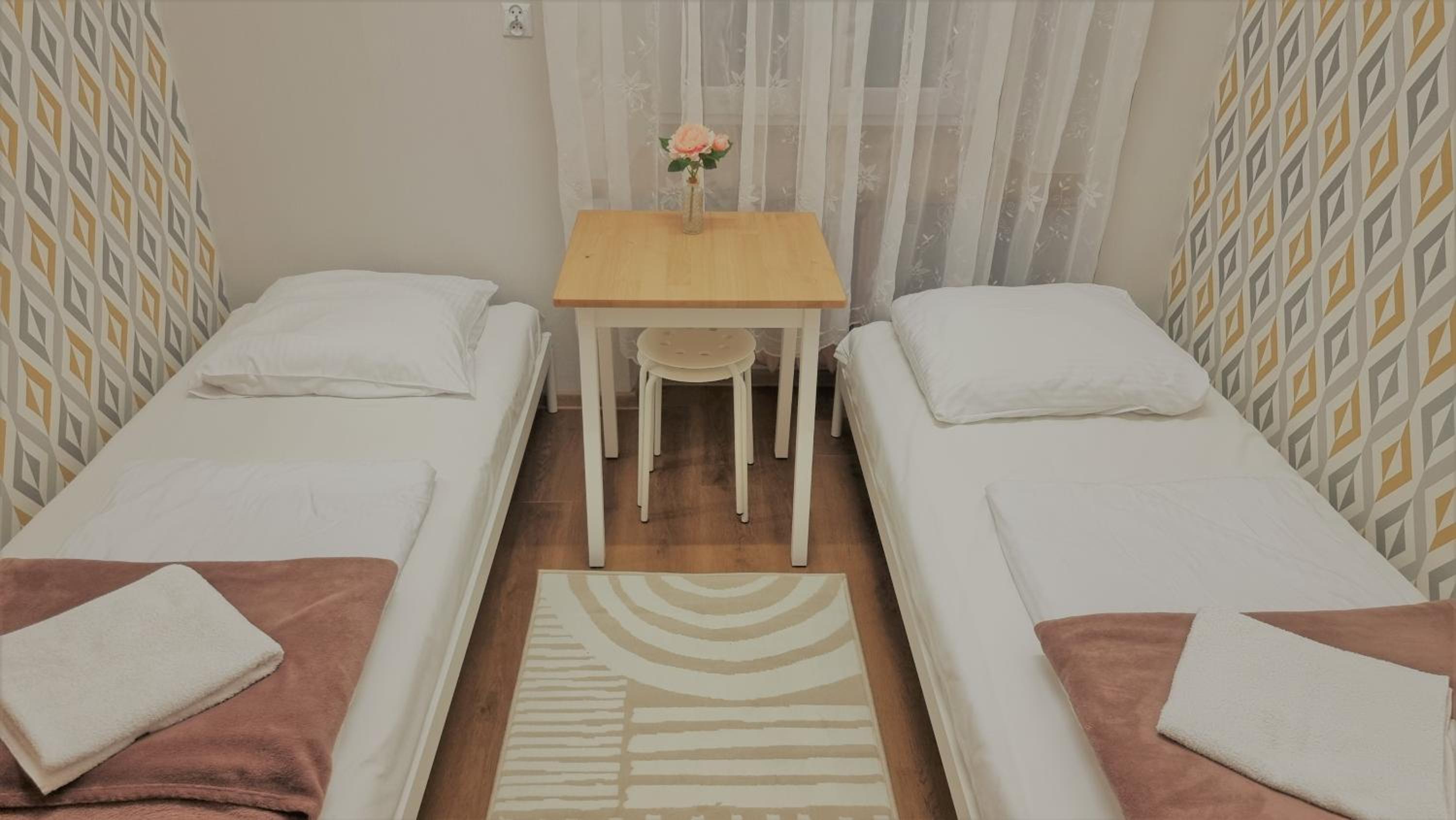 Twin Room - Photo 1