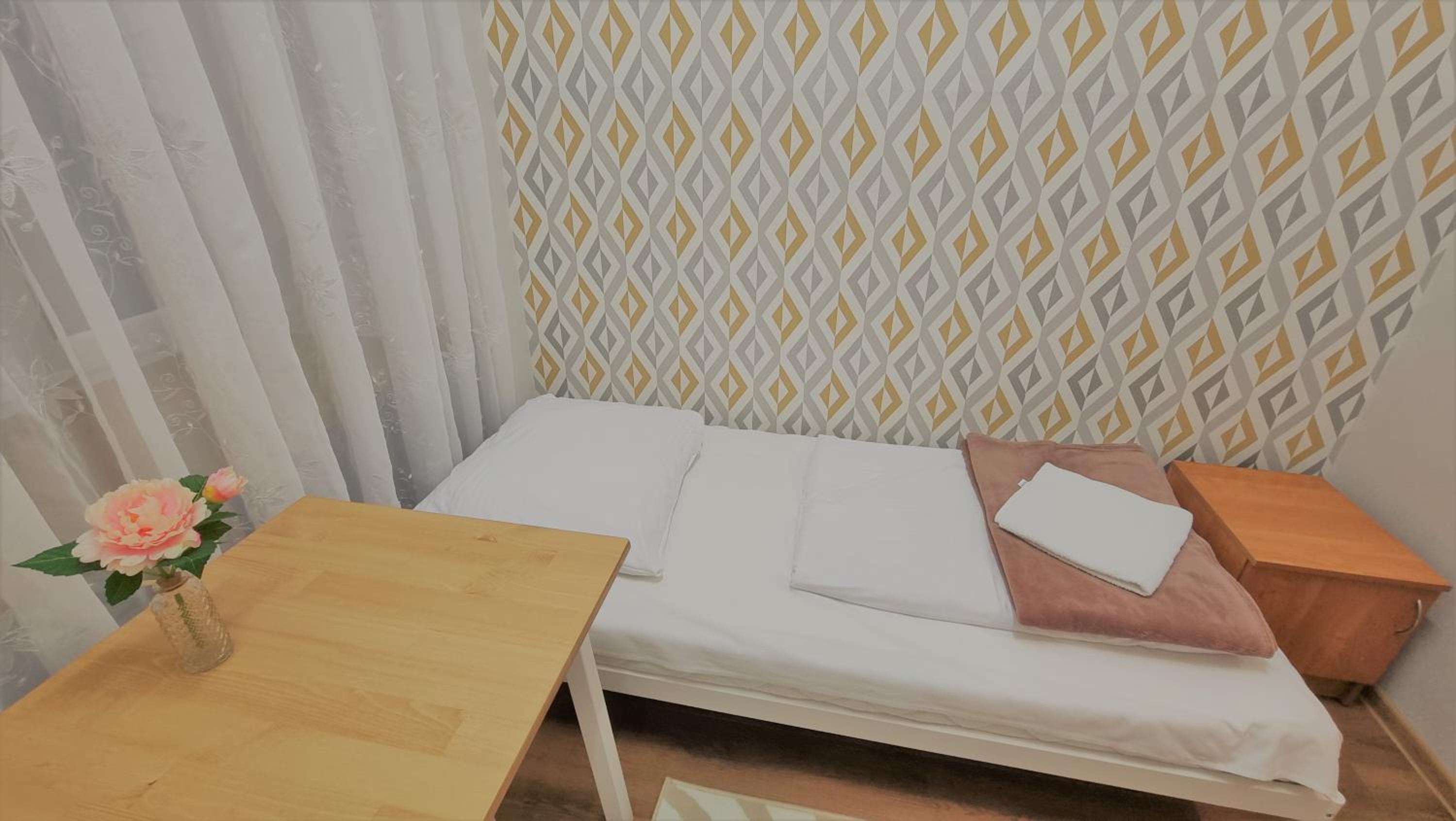 Twin Room - Photo 4