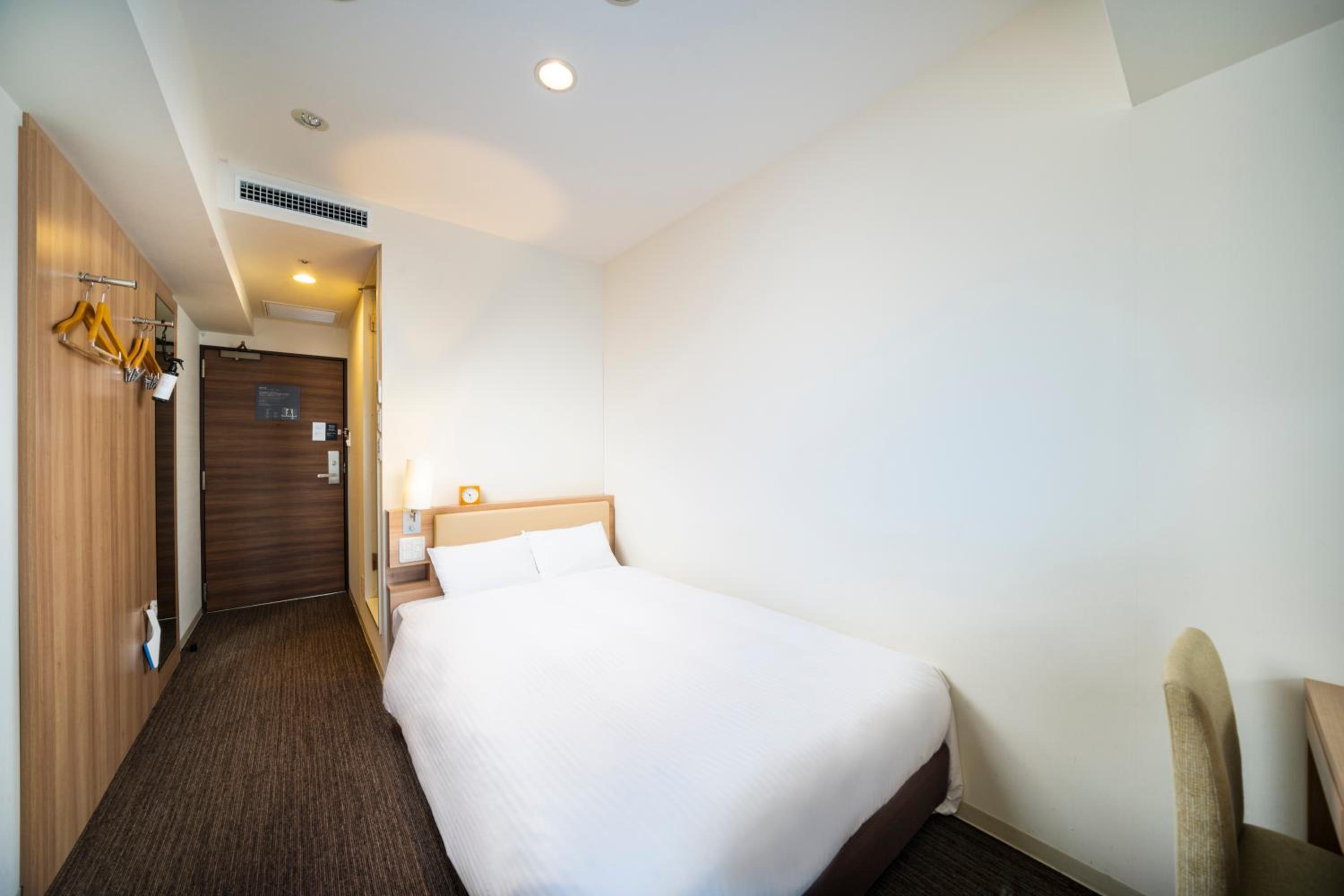 Double Room with Small Double Bed - Non-Smoking - Photo 3
