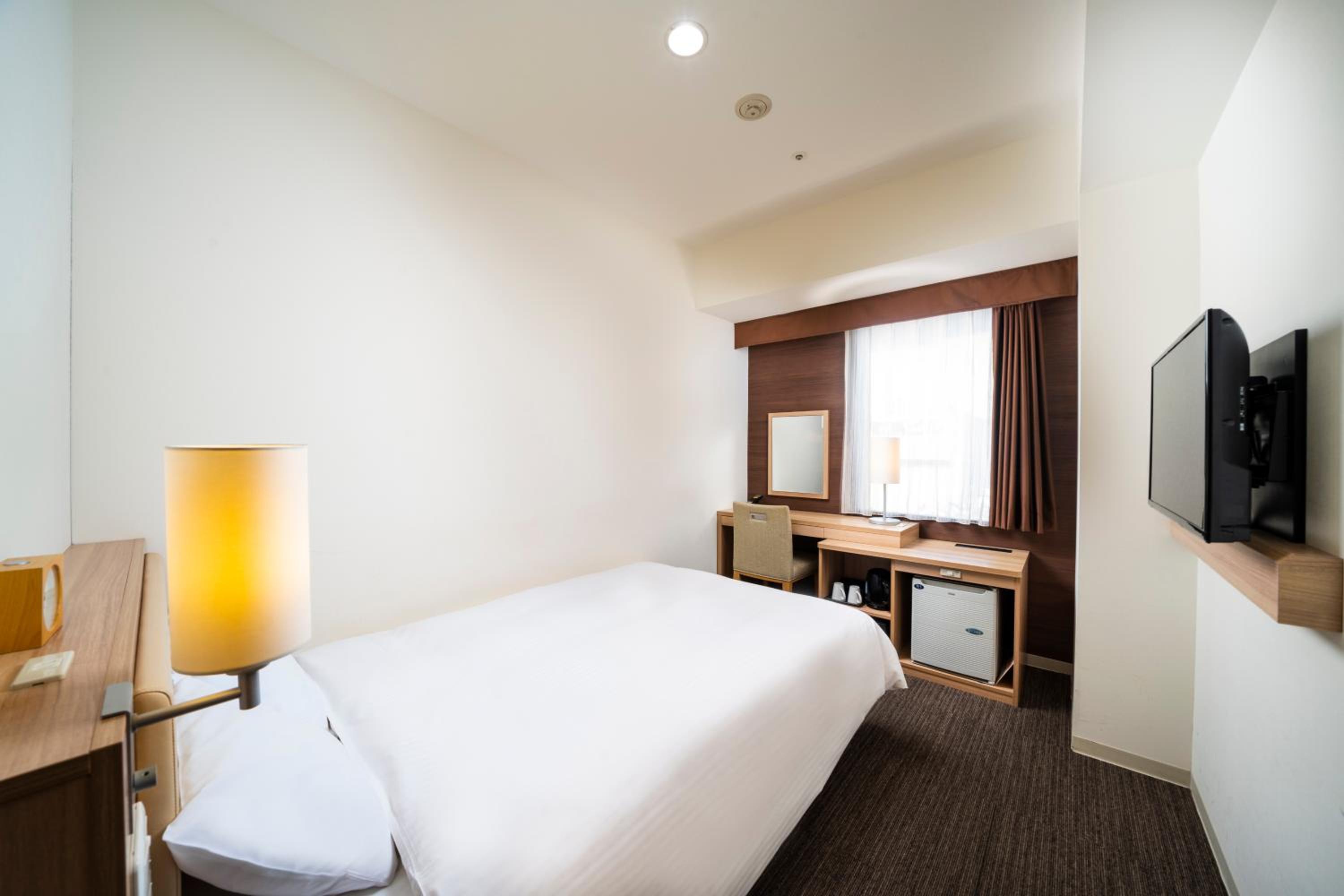 Double Room with Small Double Bed - Non-Smoking - Photo 6