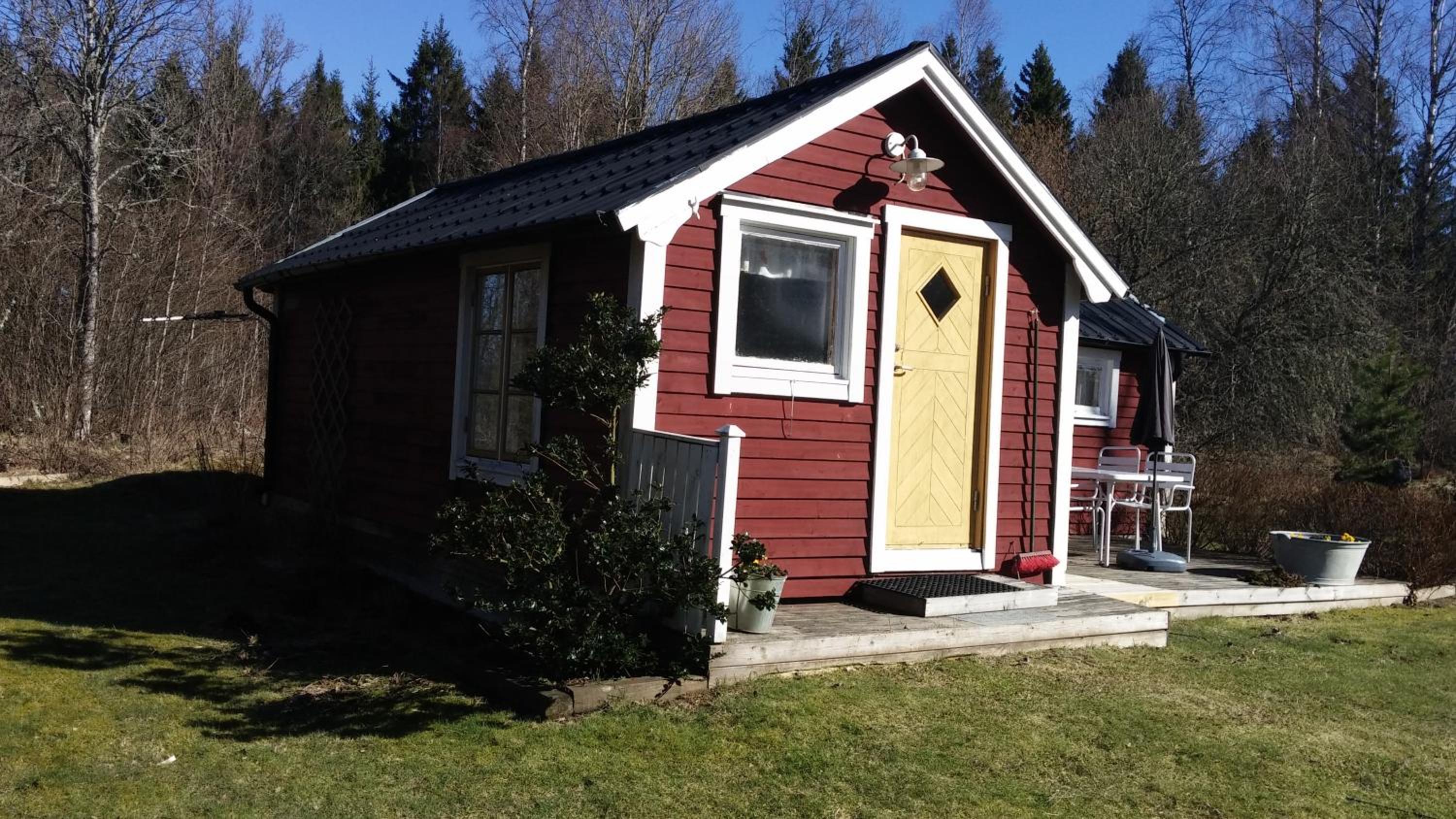 One-Bedroom Cottage - Photo 2
