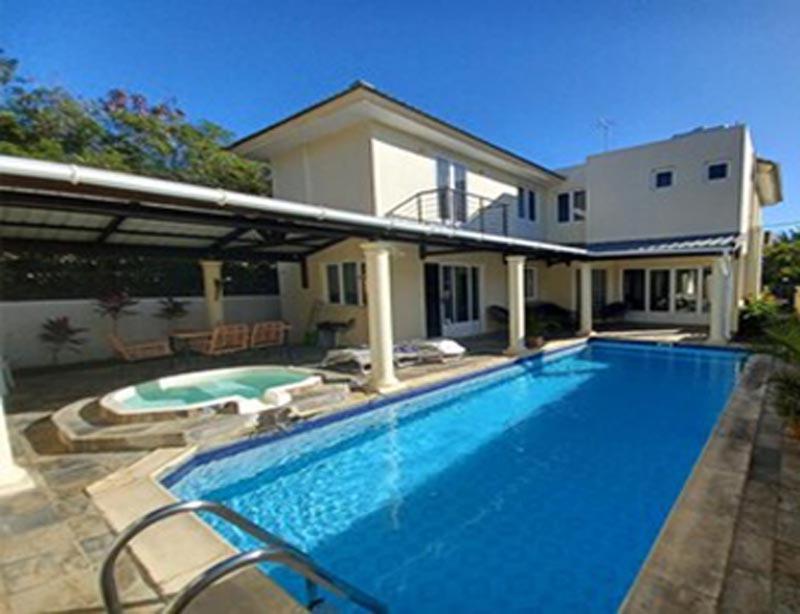 Three-Bedroom Villa photo 1