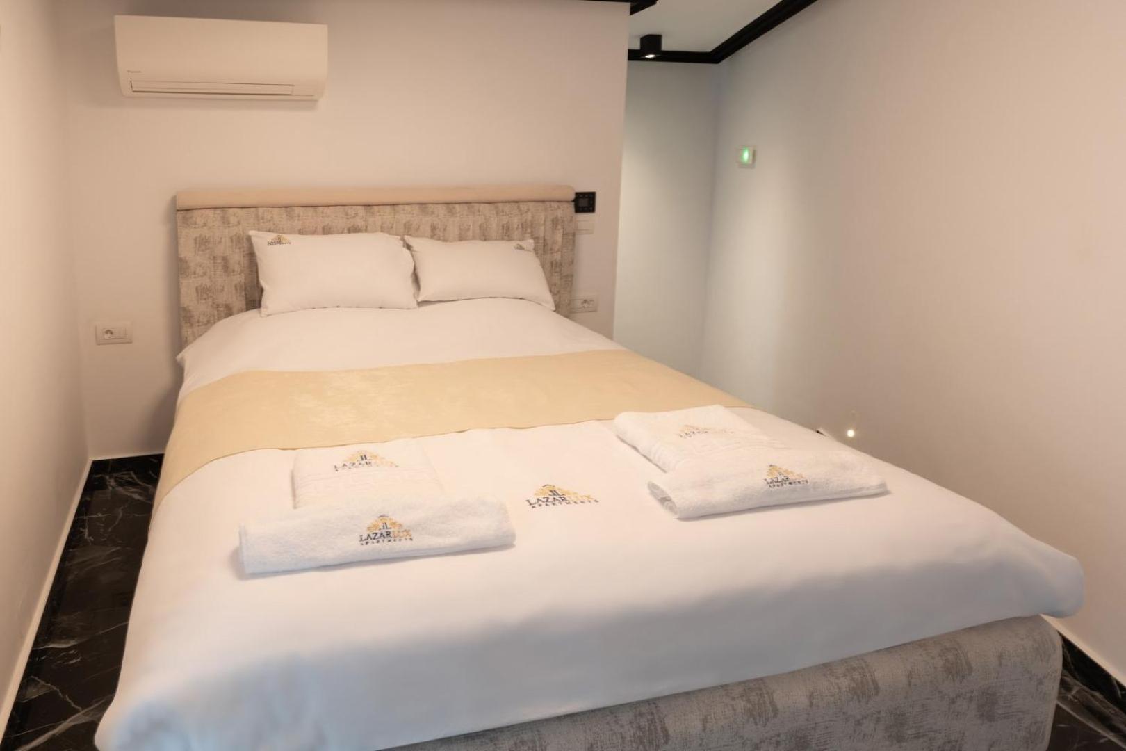 Premium Two-Bedroom Suite Split Level with Sea View & Outdoor Jetted Tub - Photo 5