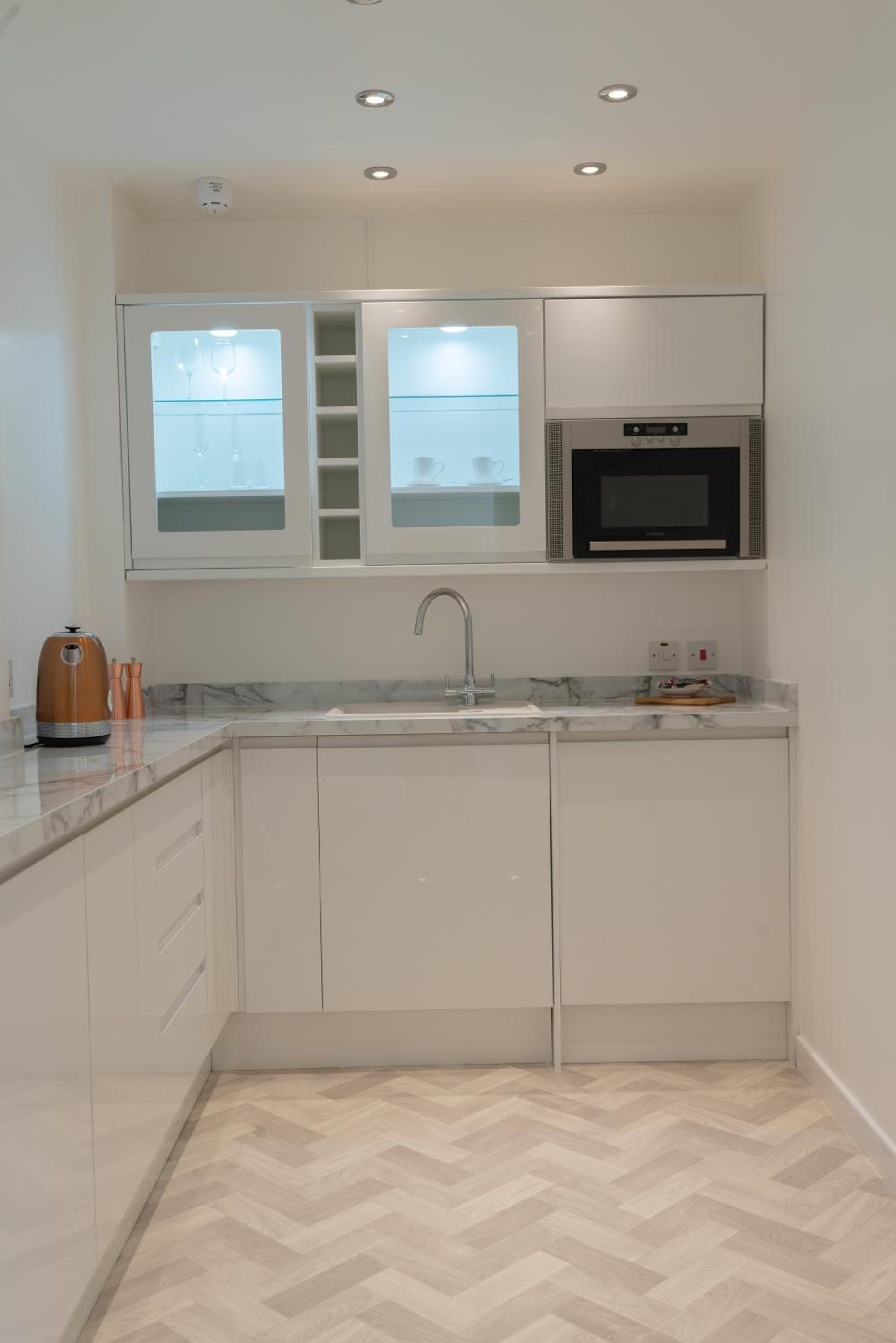 Superior King Suite photo 2