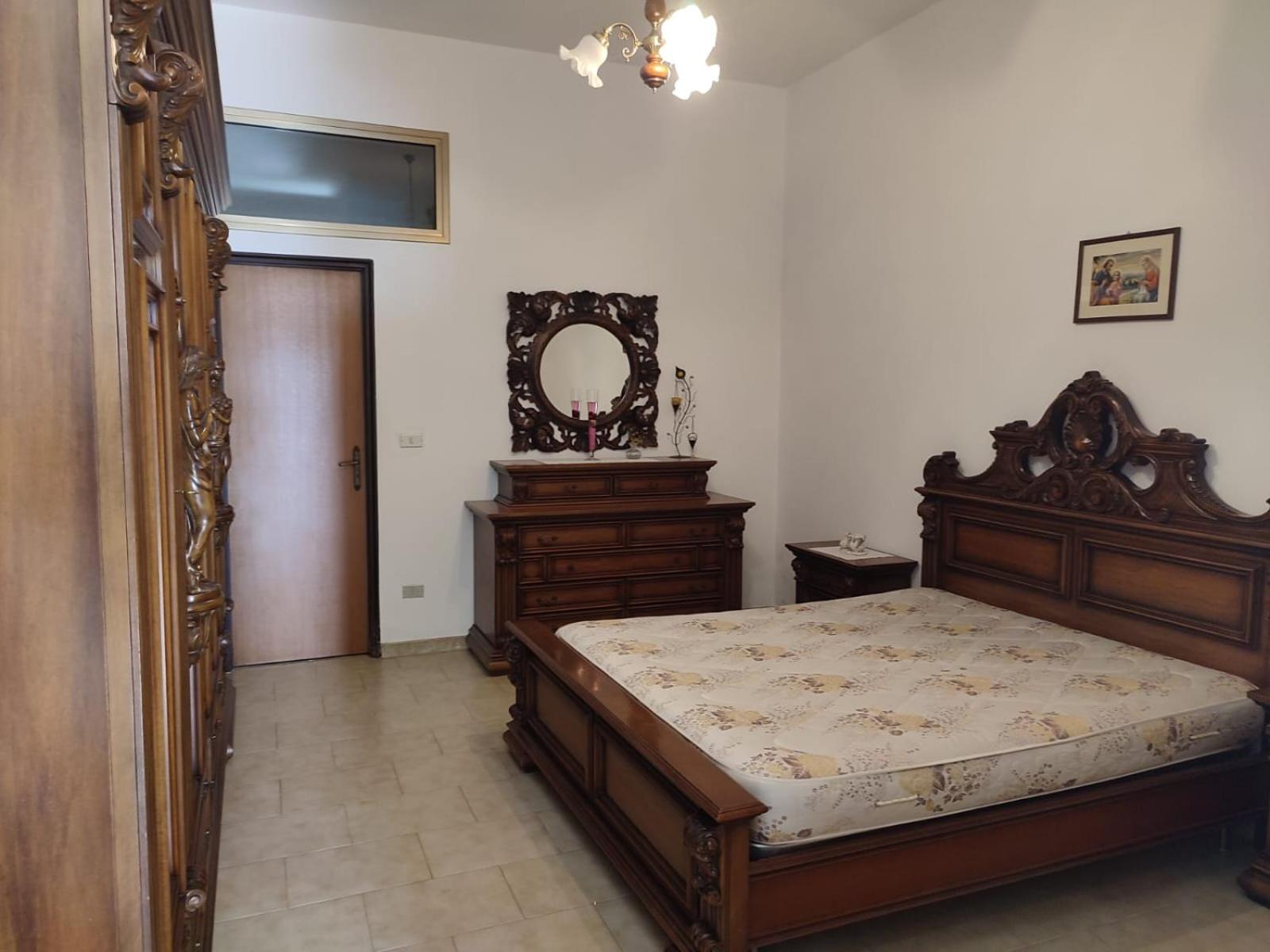 One-Bedroom Apartment - City View