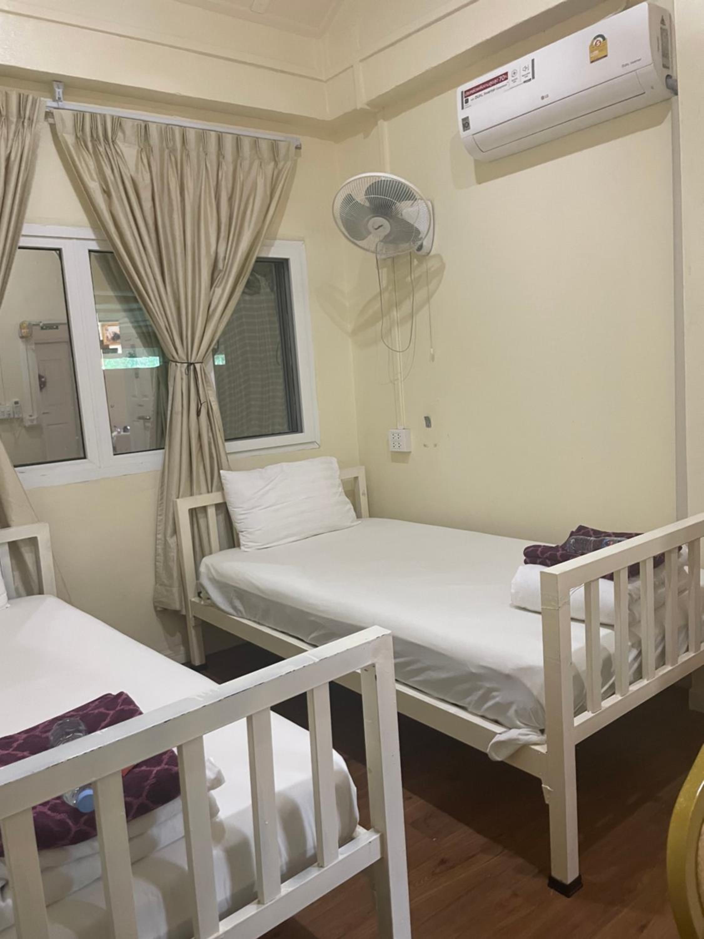 Standard Twin Room photo 1