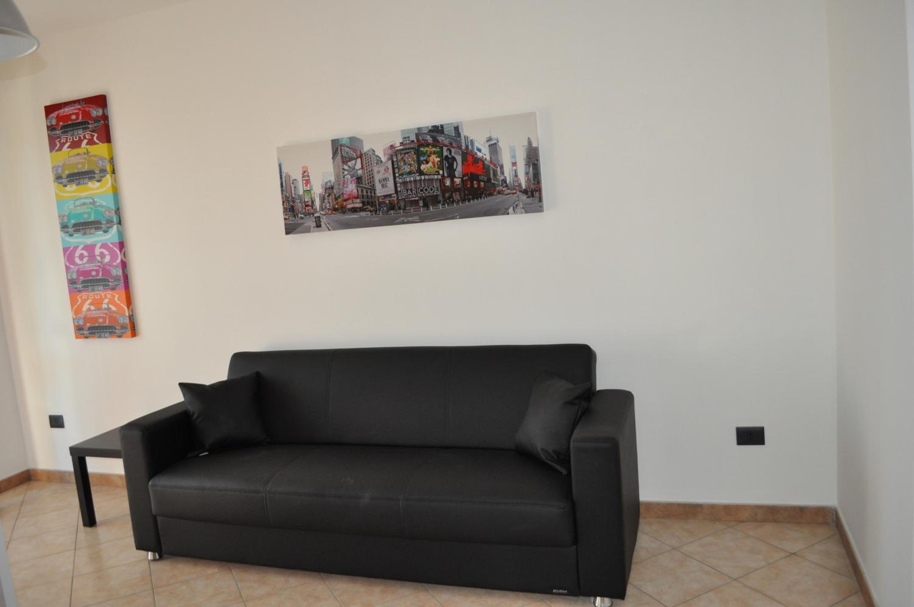 Apartment (2-3 Adults)