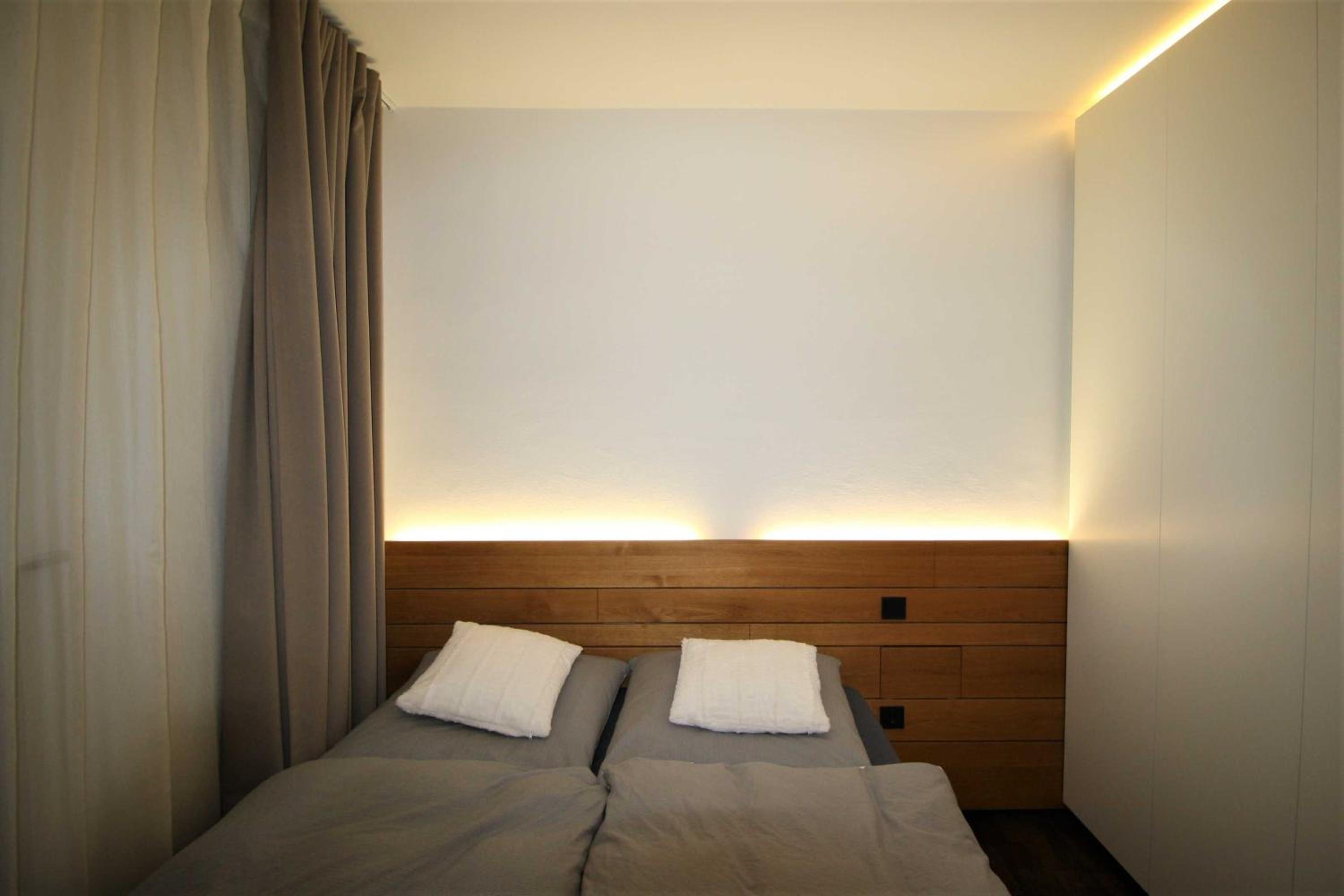 One-Bedroom Apartment with Terrace photo 1