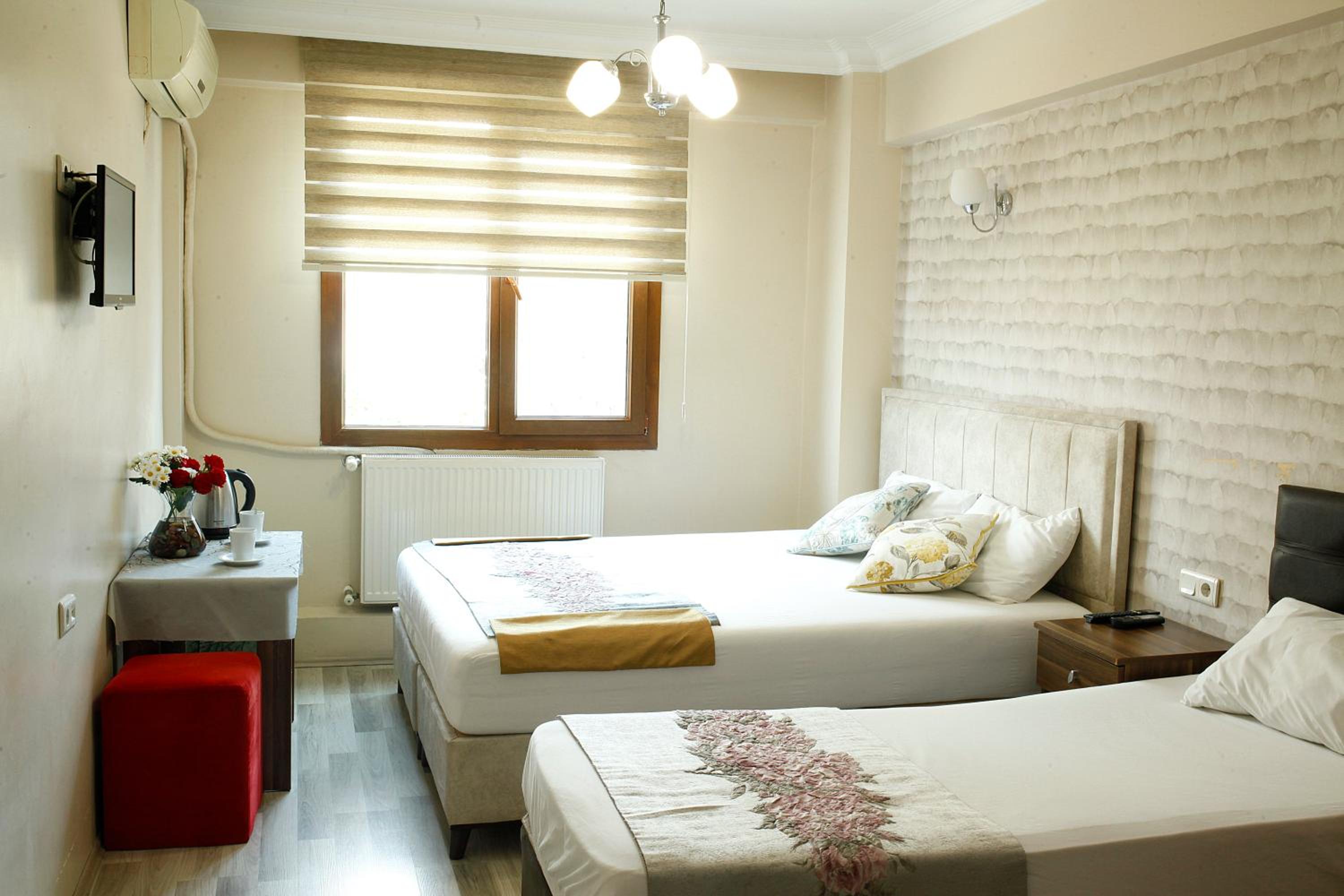 Comfort Triple Room photo 2